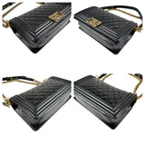 Pre-owned Chanel Black Quilted Leather Medium Boy Flap Bag