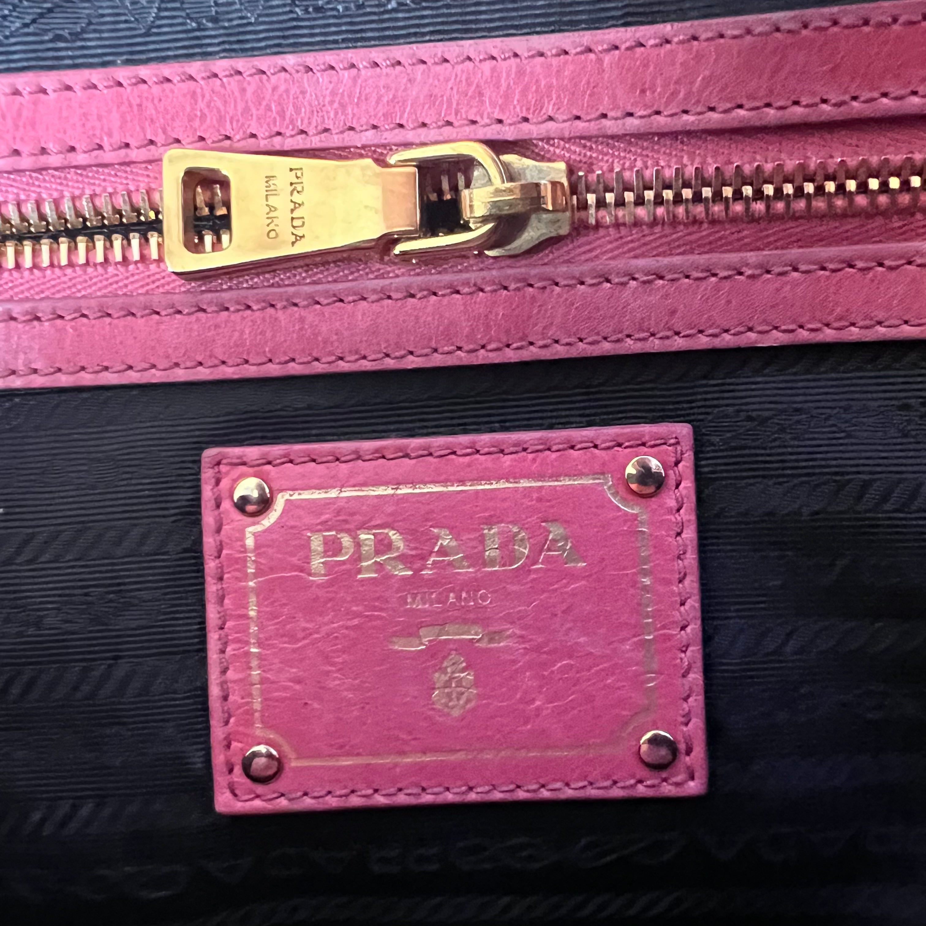 Pre-owned Prada Leather handbag Bag Pink handbag
