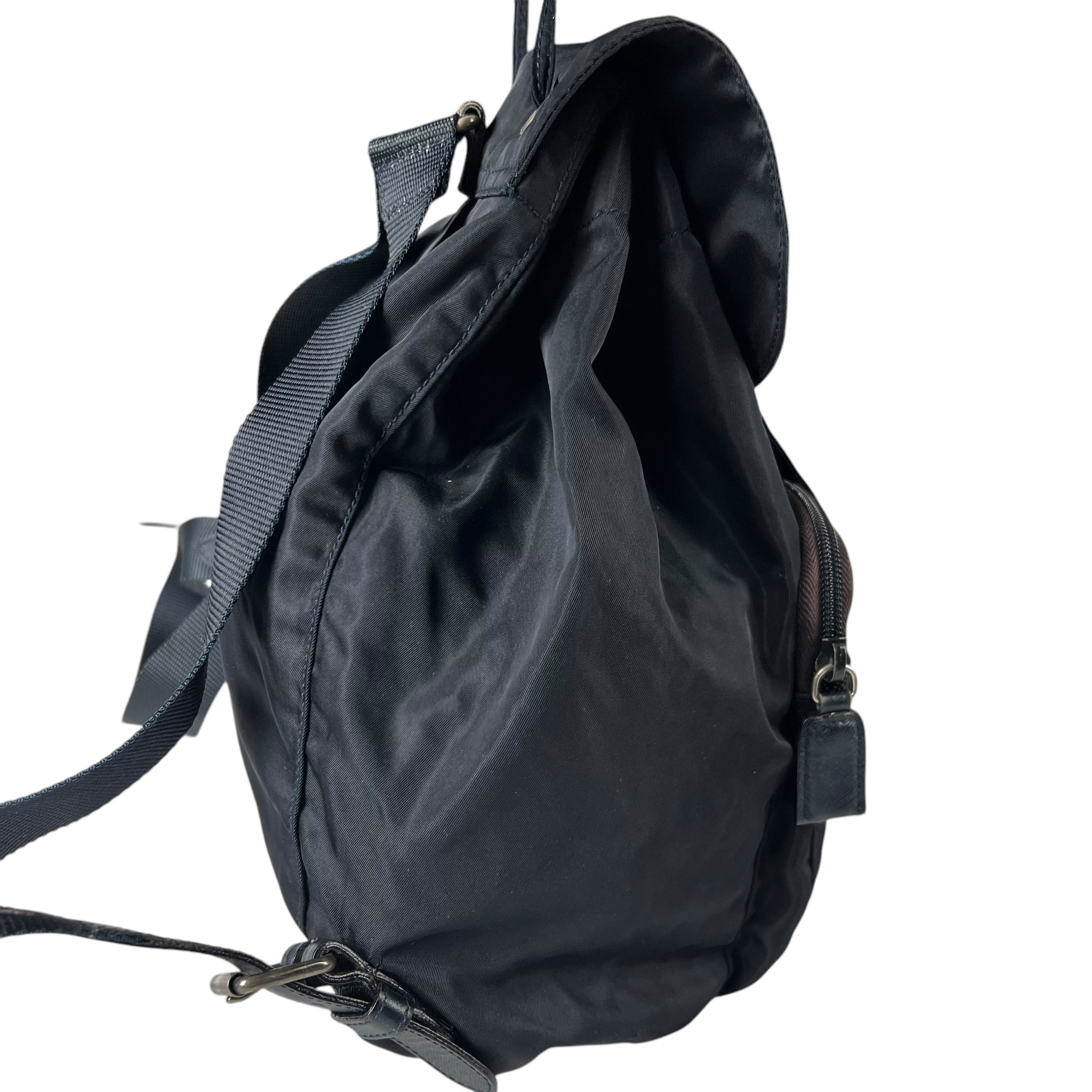 Pre-owned prada-re-nylon-cloth-backpack