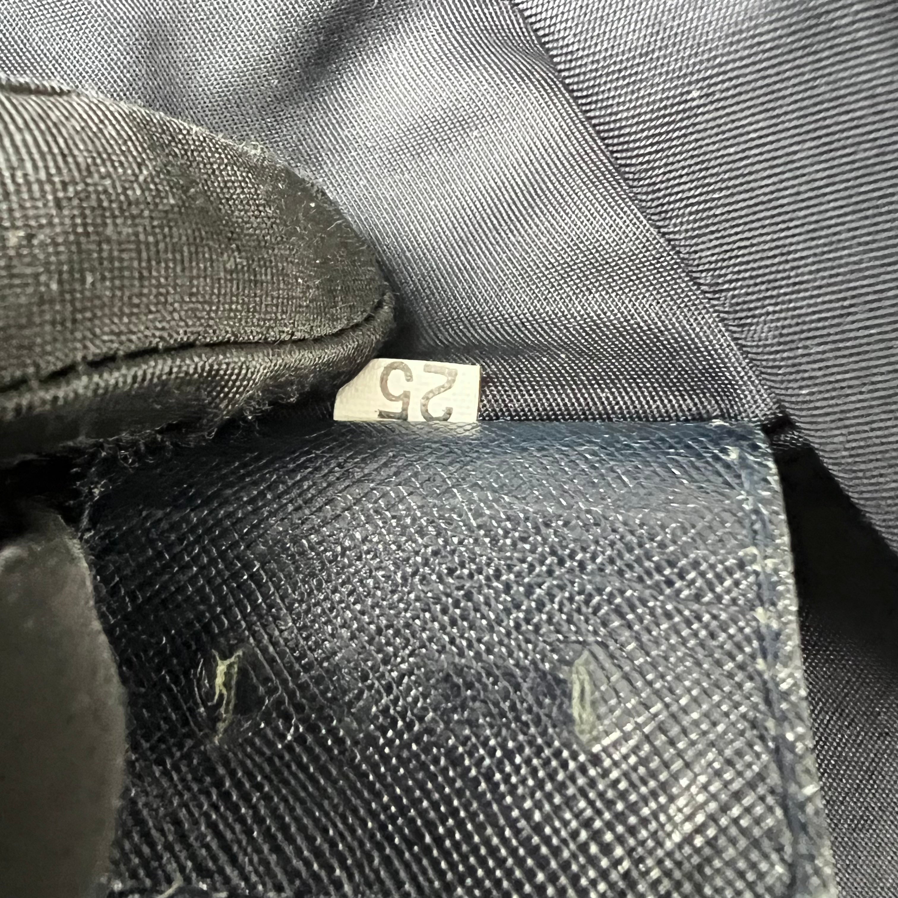 Pre-owned prada-re-nylon-cloth-backpack