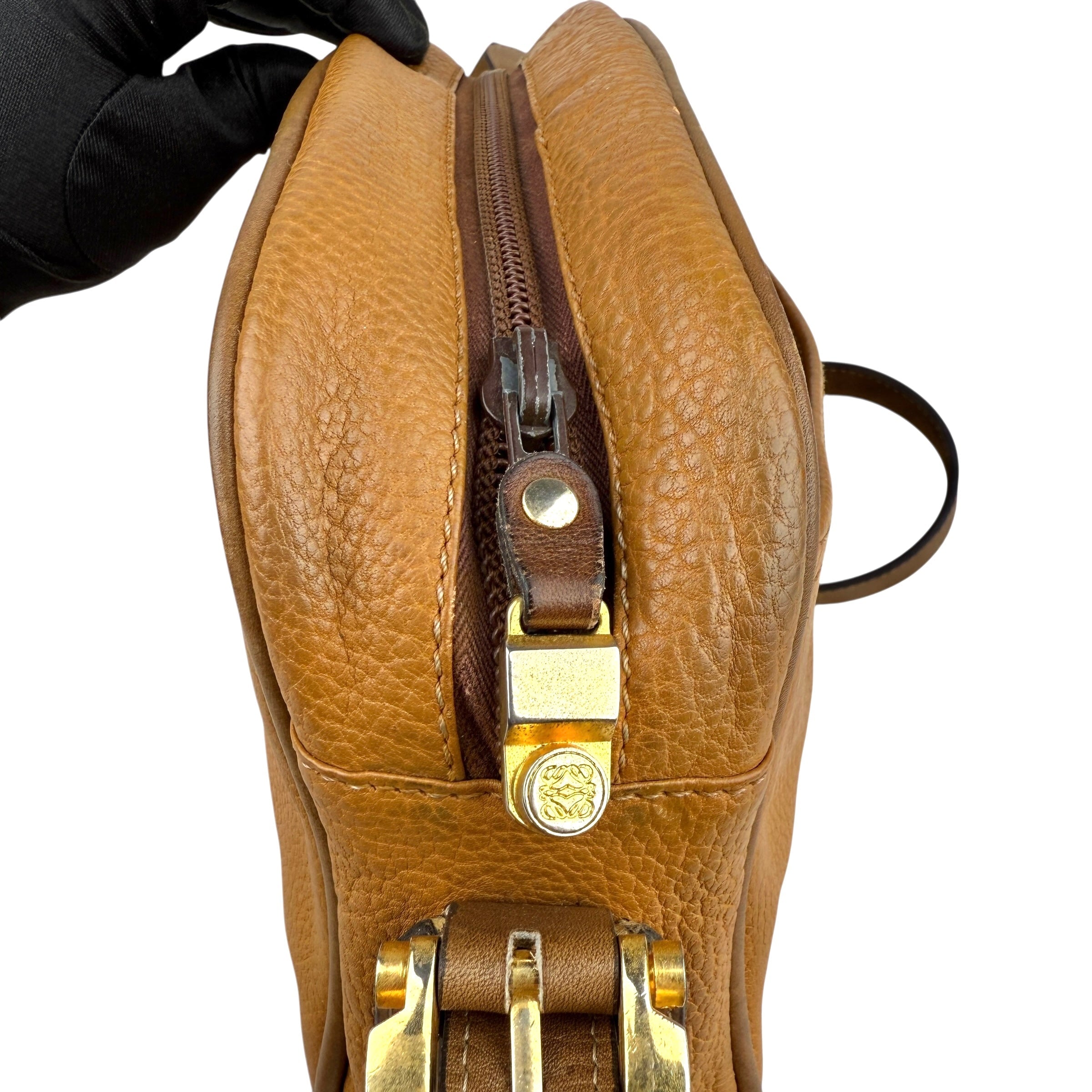 Pre-owned loewe-anagram-leather-camera-crossbody-bag-front