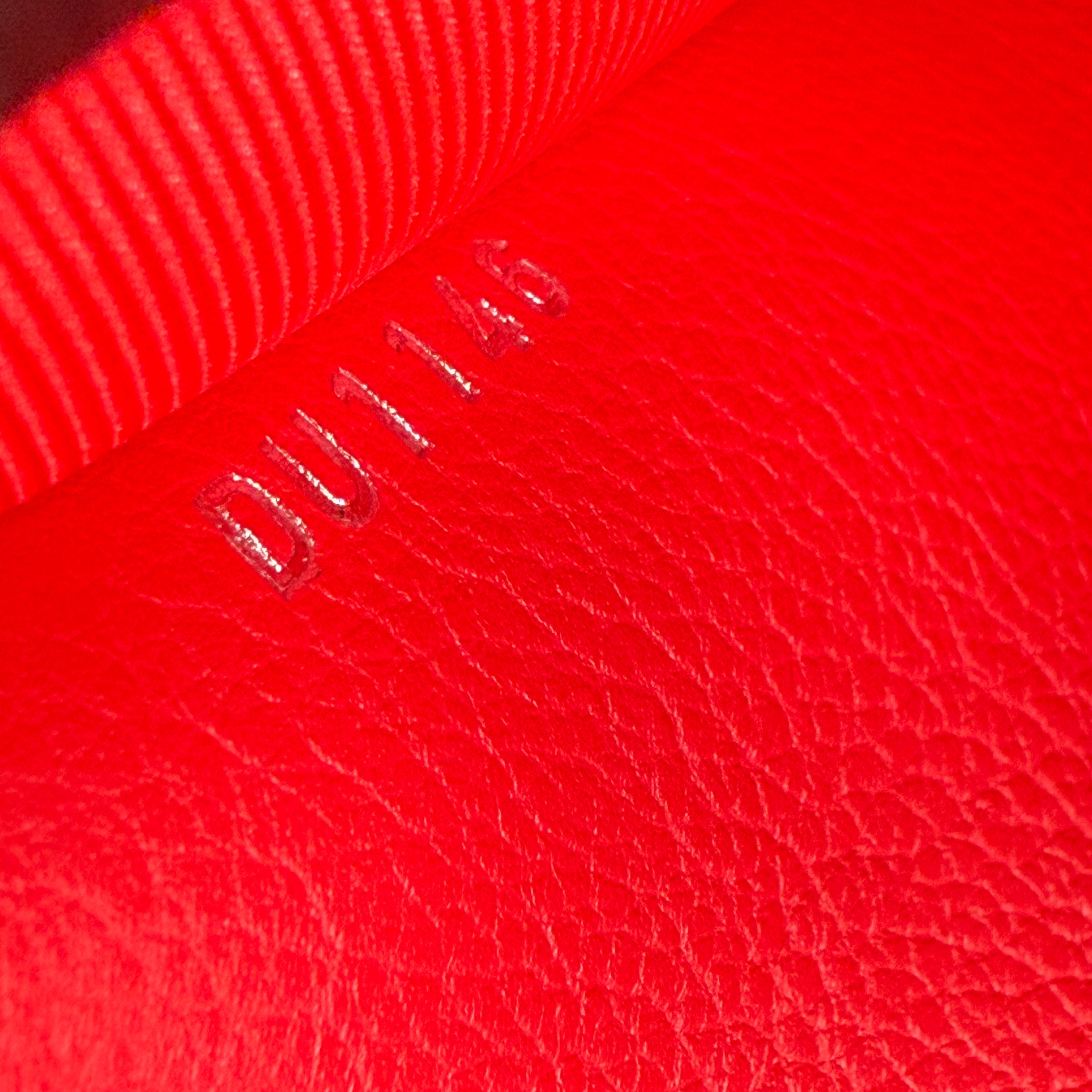 Pre-owned louis-vuitton-lockme-ii-top-handle-rubis-calfskin-bag-front
