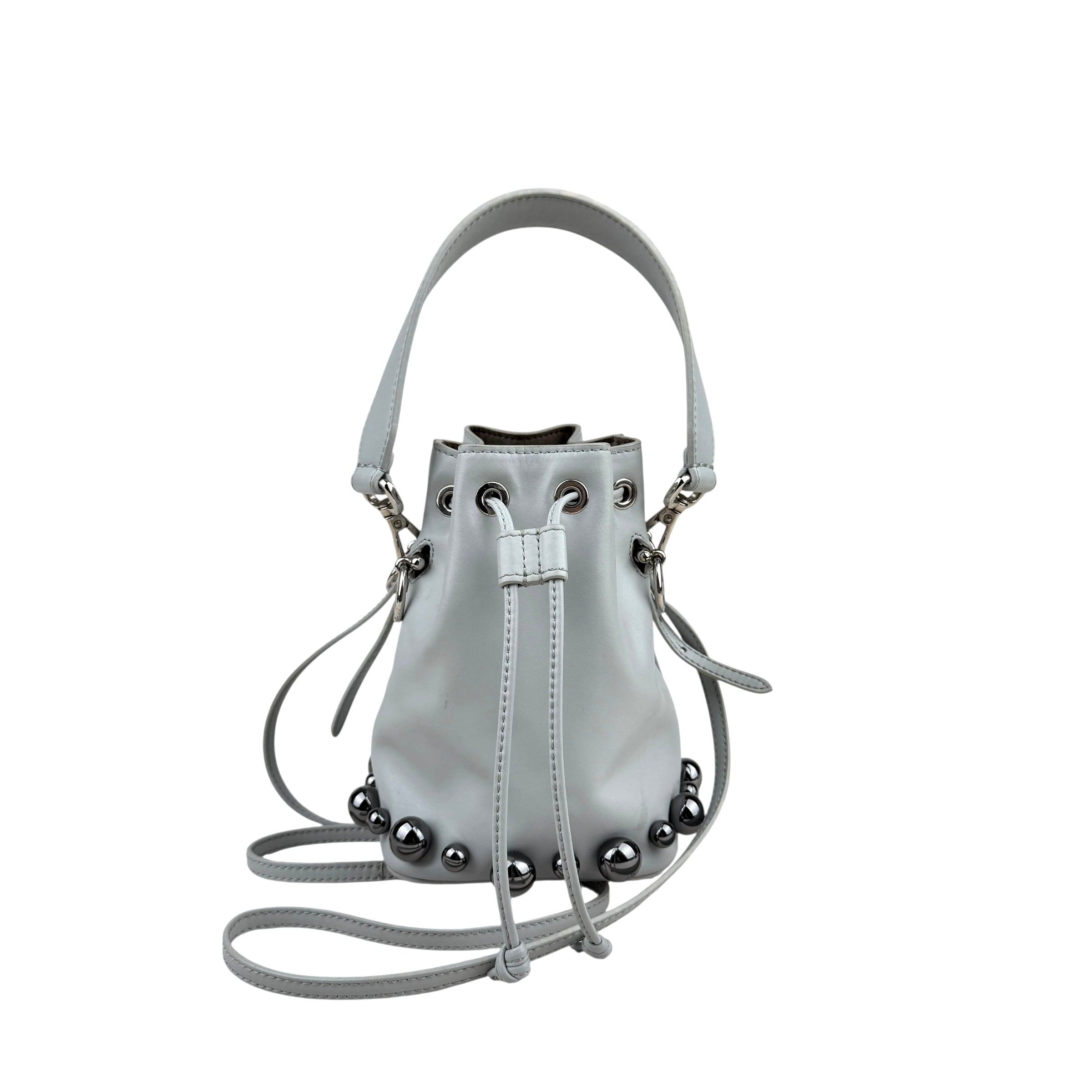 fendi-mon-tresor-bucket-bag-grigio-perla-back