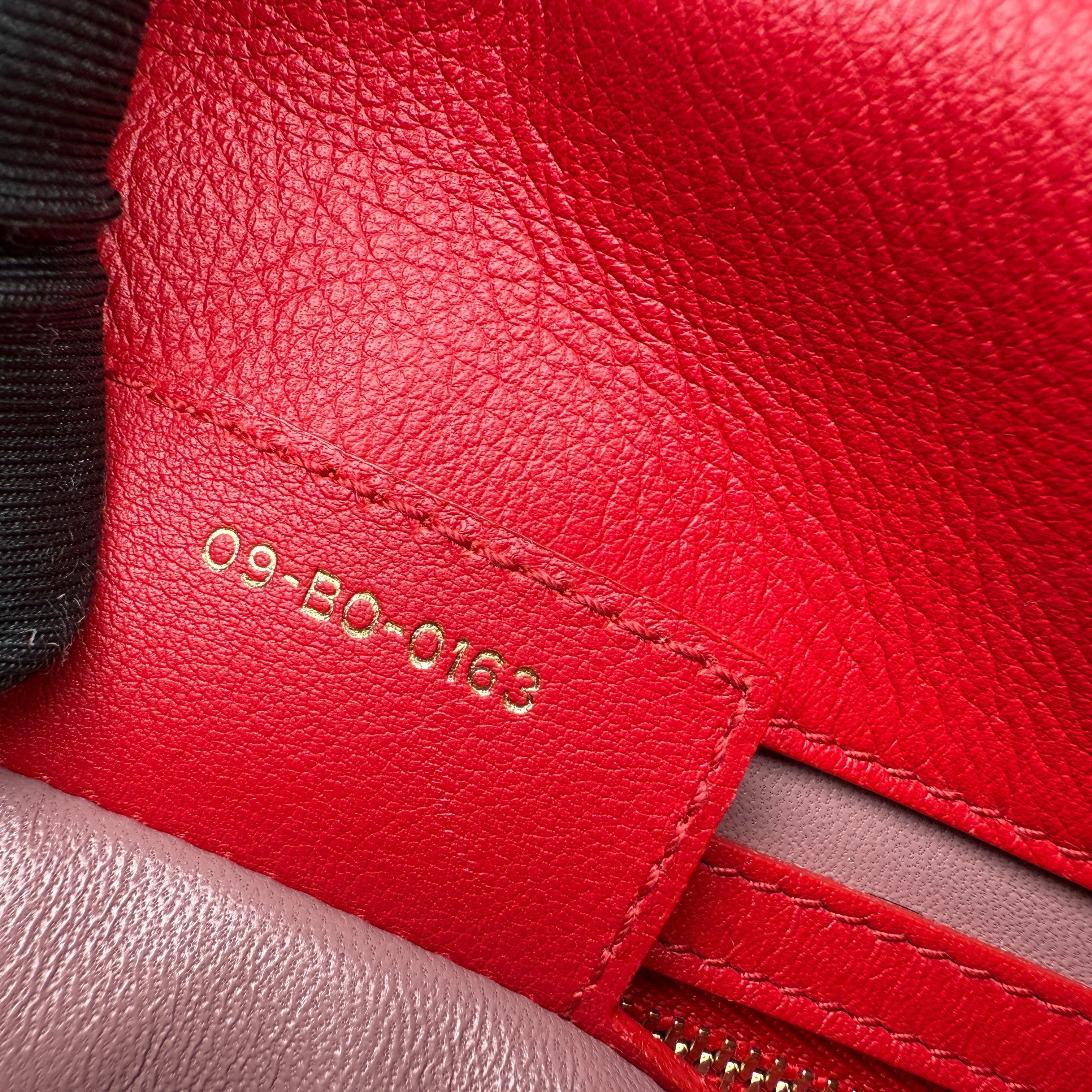 Pre-owned dior-diorling-shoulder-bag-red-front