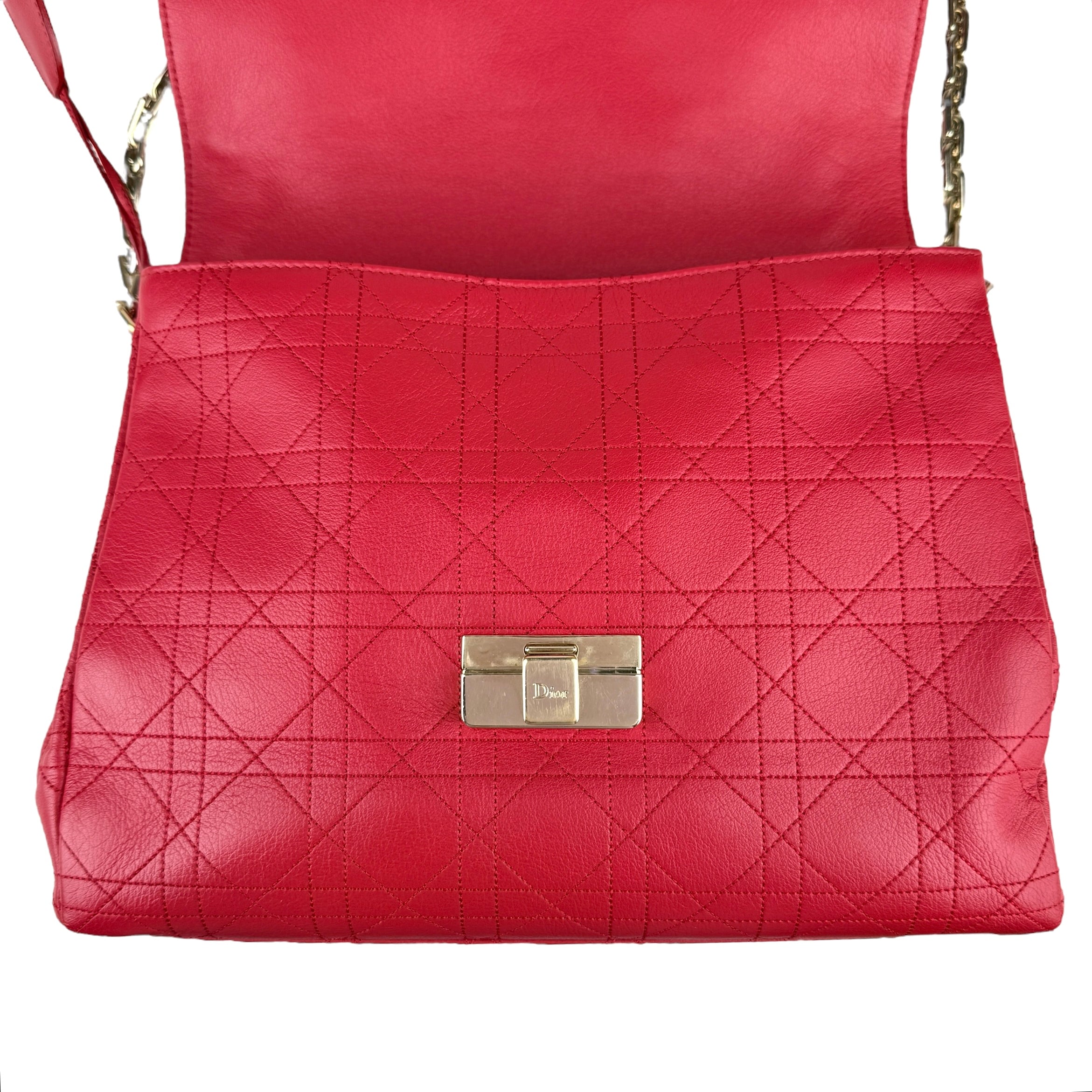 Pre-owned dior-diorling-shoulder-bag-red-front