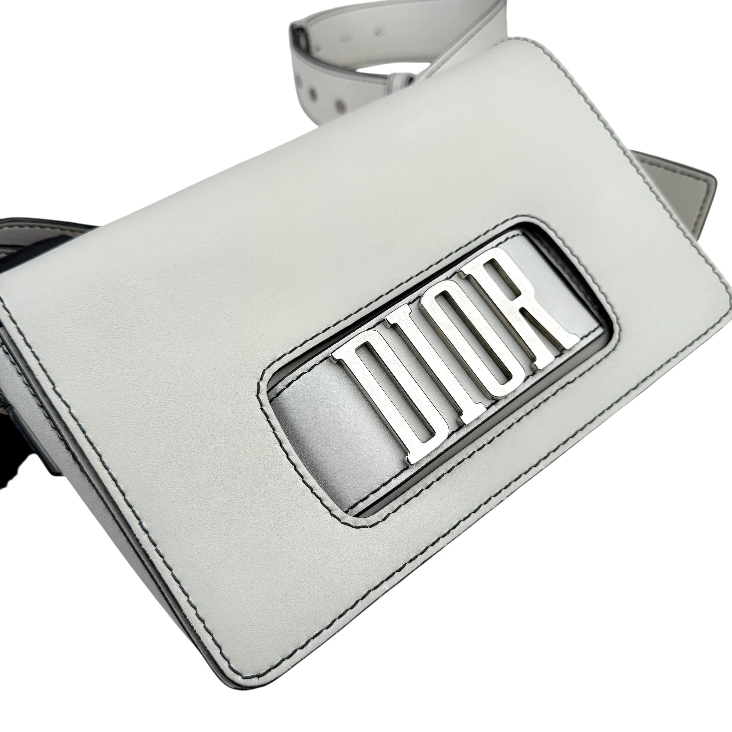 Pre-owned dior-jadior-white-calfskin-crossbody-bag-silver-hardware-front