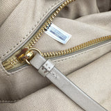Pre-owned chloe-roy-leather-bucket-bag-front