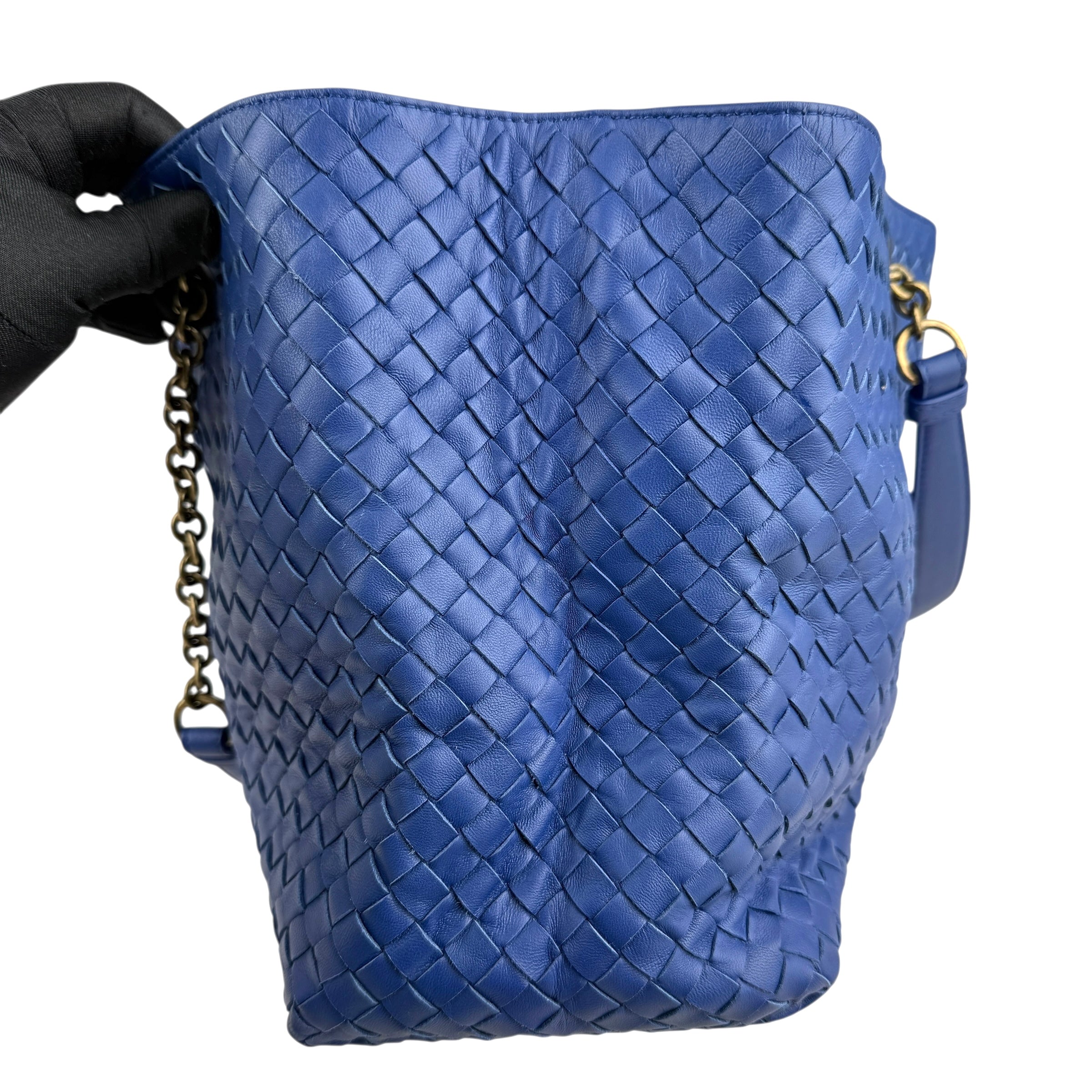 Pre-owned bottega-veneta-nappa-medium-blue-front-view