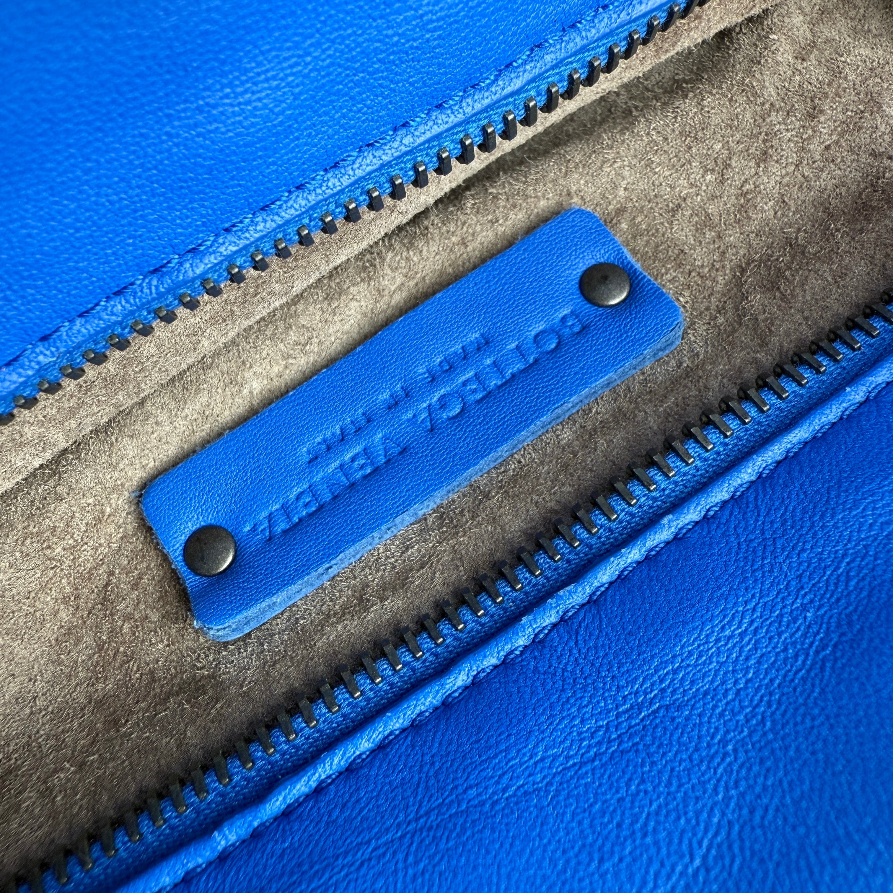 Pre-owned bottega-veneta-blue-nappa-intrecciato-satchel-front