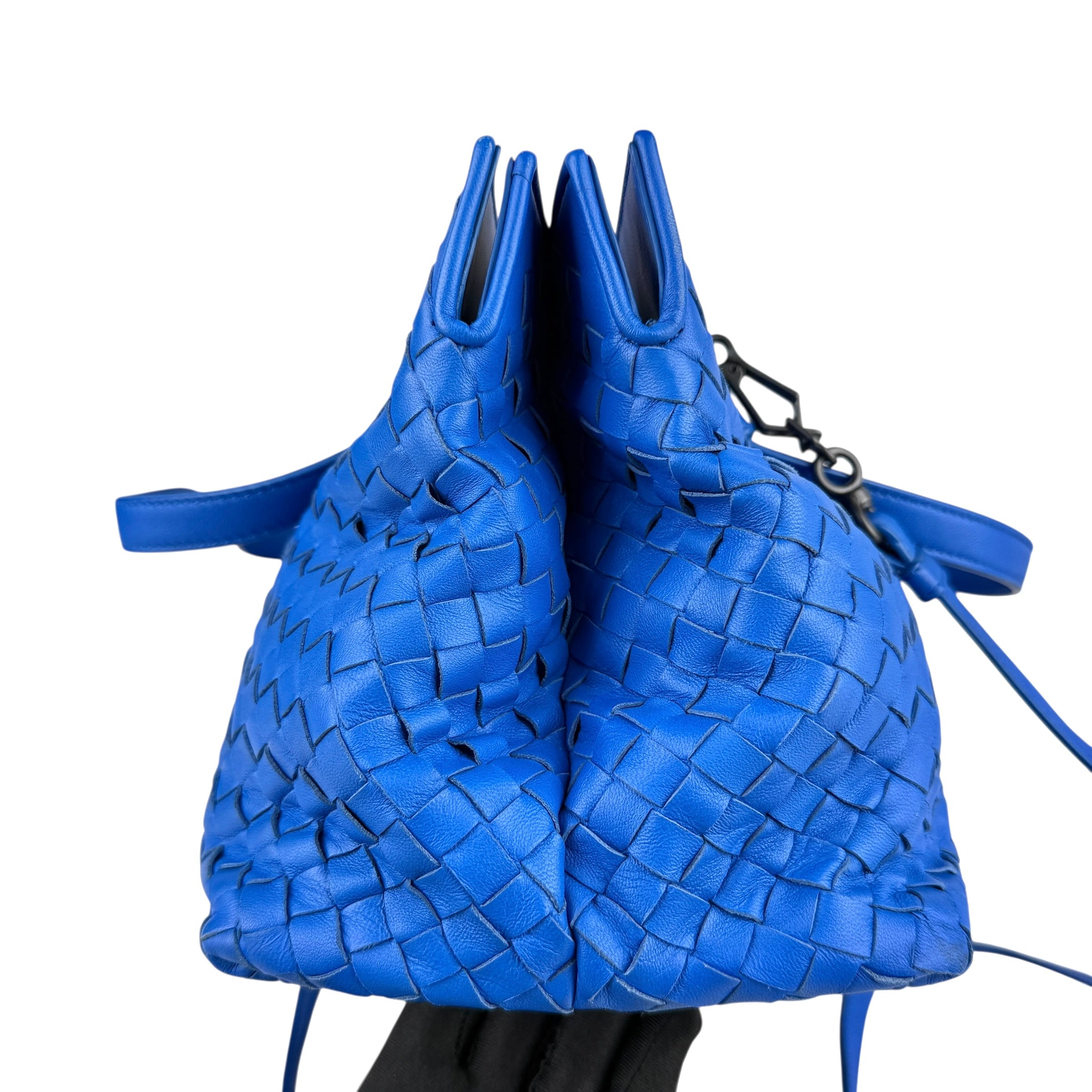 Pre-owned bottega-veneta-blue-nappa-intrecciato-satchel-front