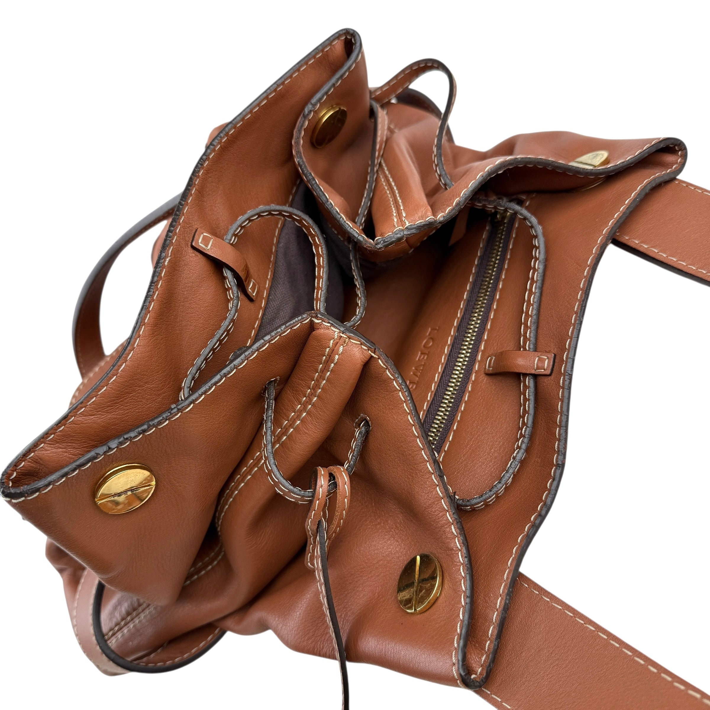 Pre-owned loewe-brown-leather-shoulder-bag-front