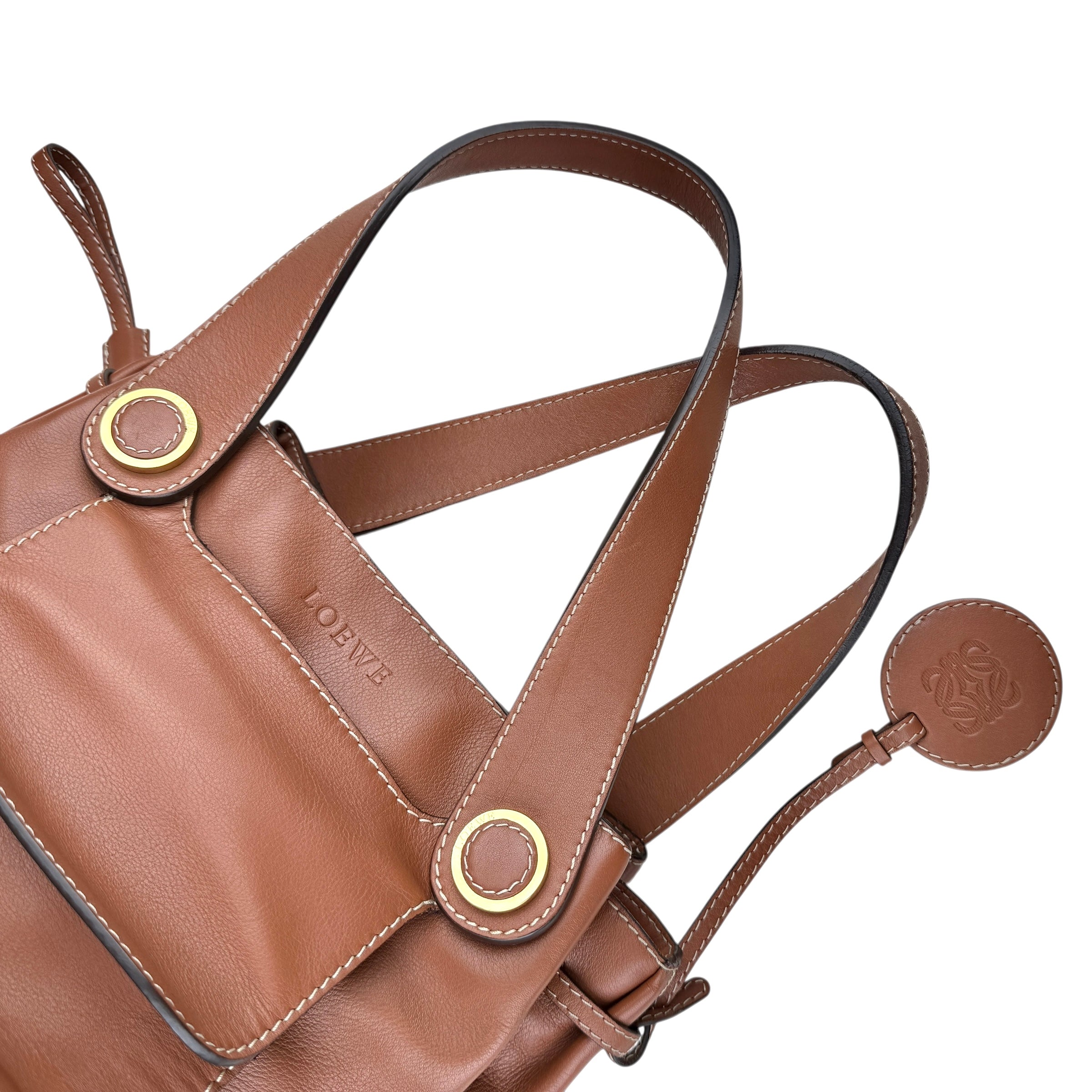 Pre-owned loewe-brown-leather-shoulder-bag-front