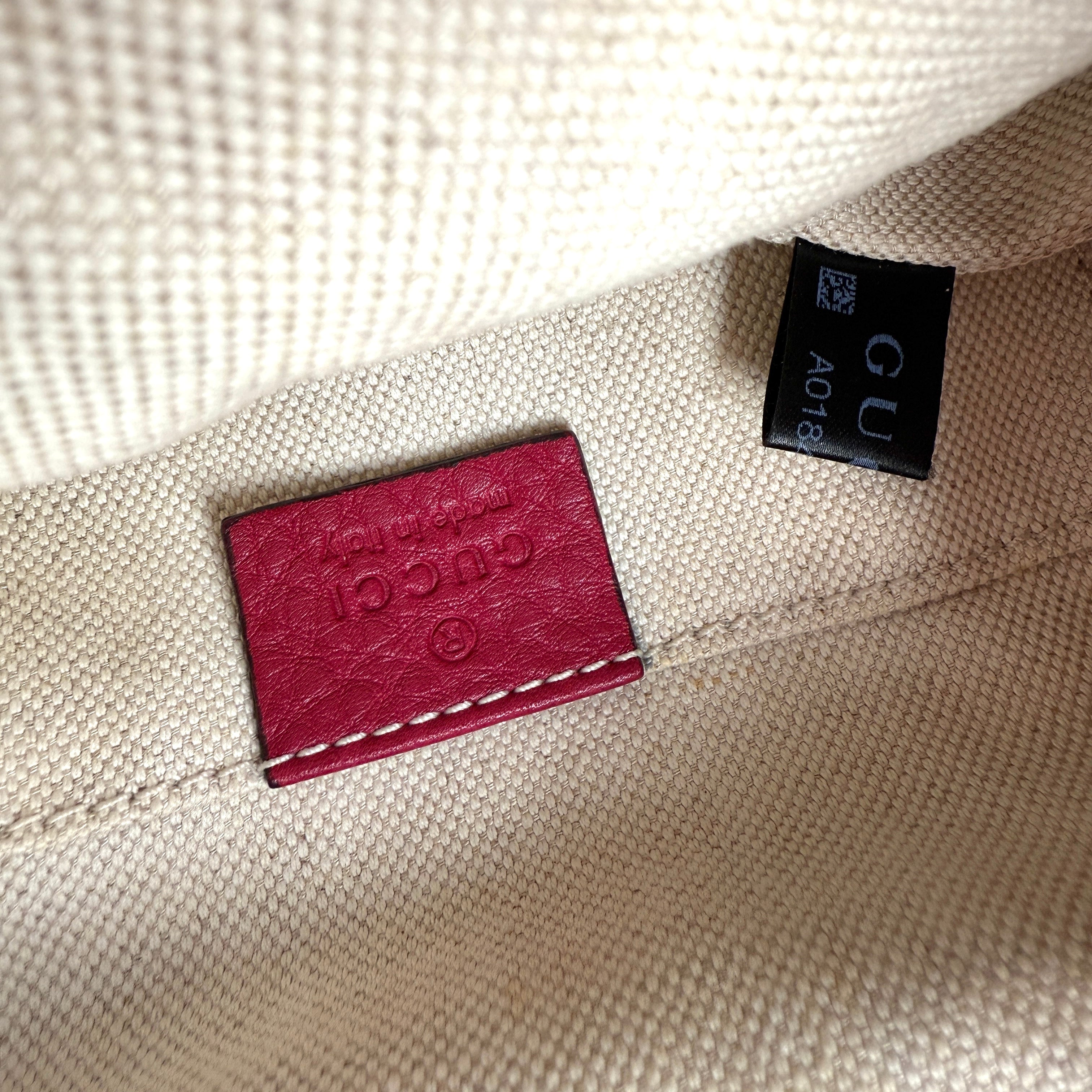Pre-owned gucci-bamboo-drawstring-backpack-front-view