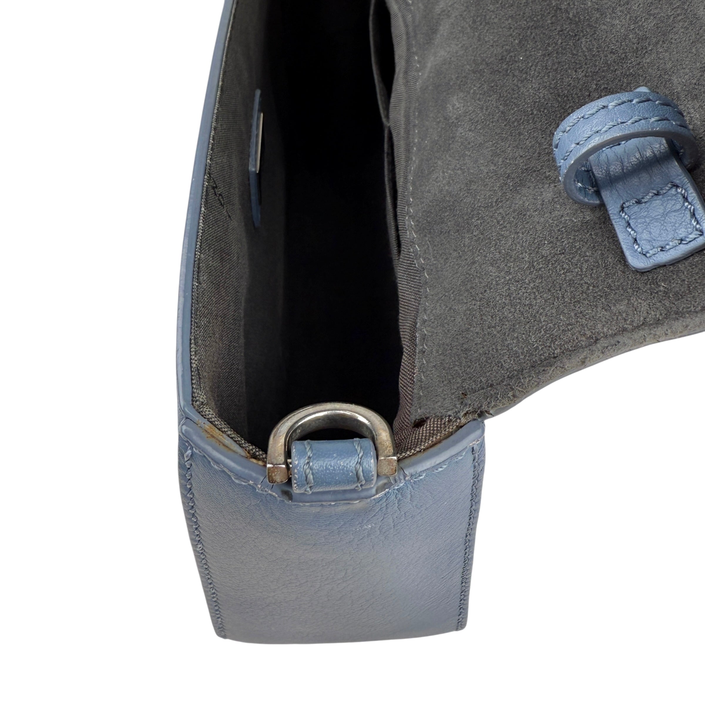Pre-owned Fendi Cerulean Blue Calfskin Leather Baguette Shoulder Bag