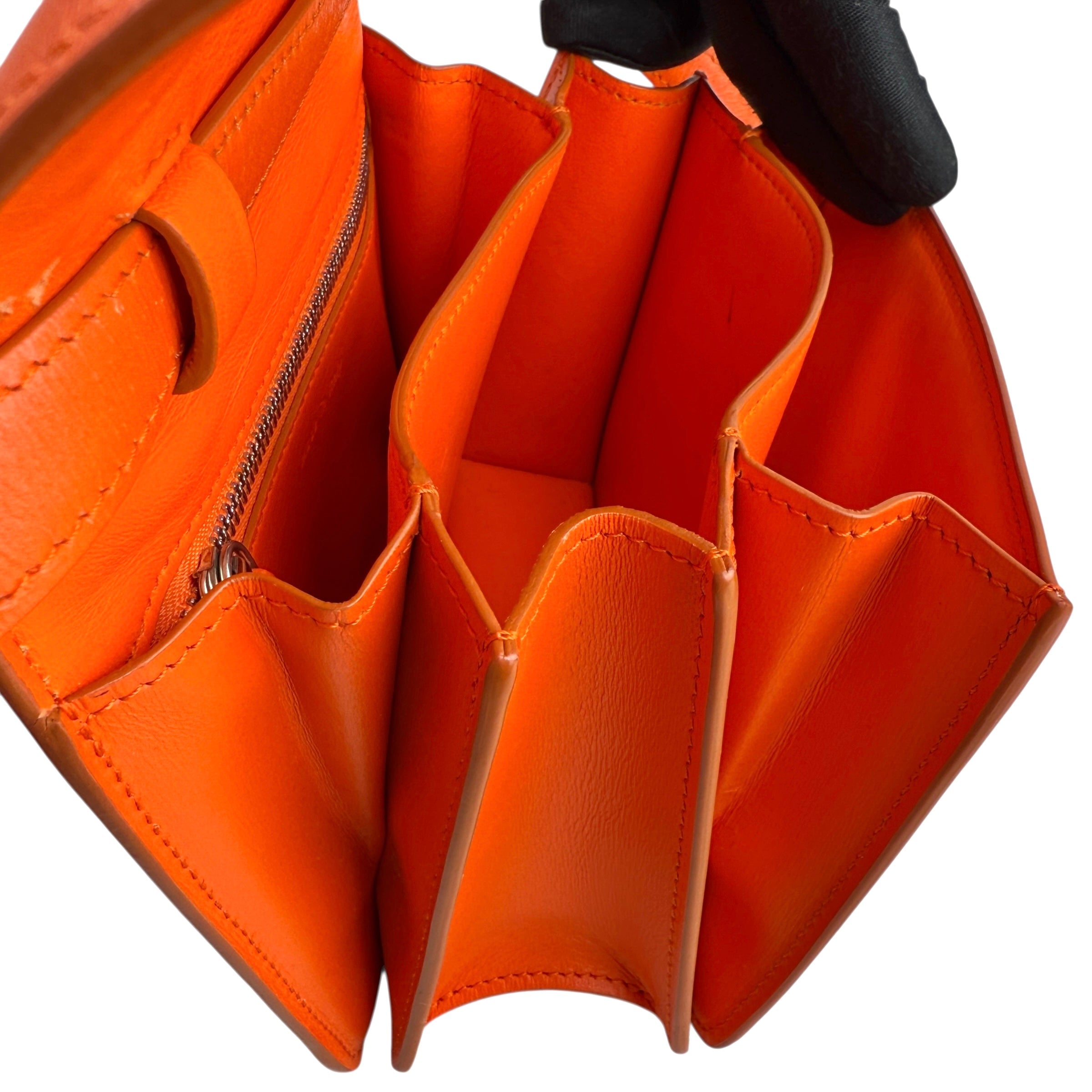 Pre-owned Celine Classic Box Small Leather Shoulder Bag in Orange