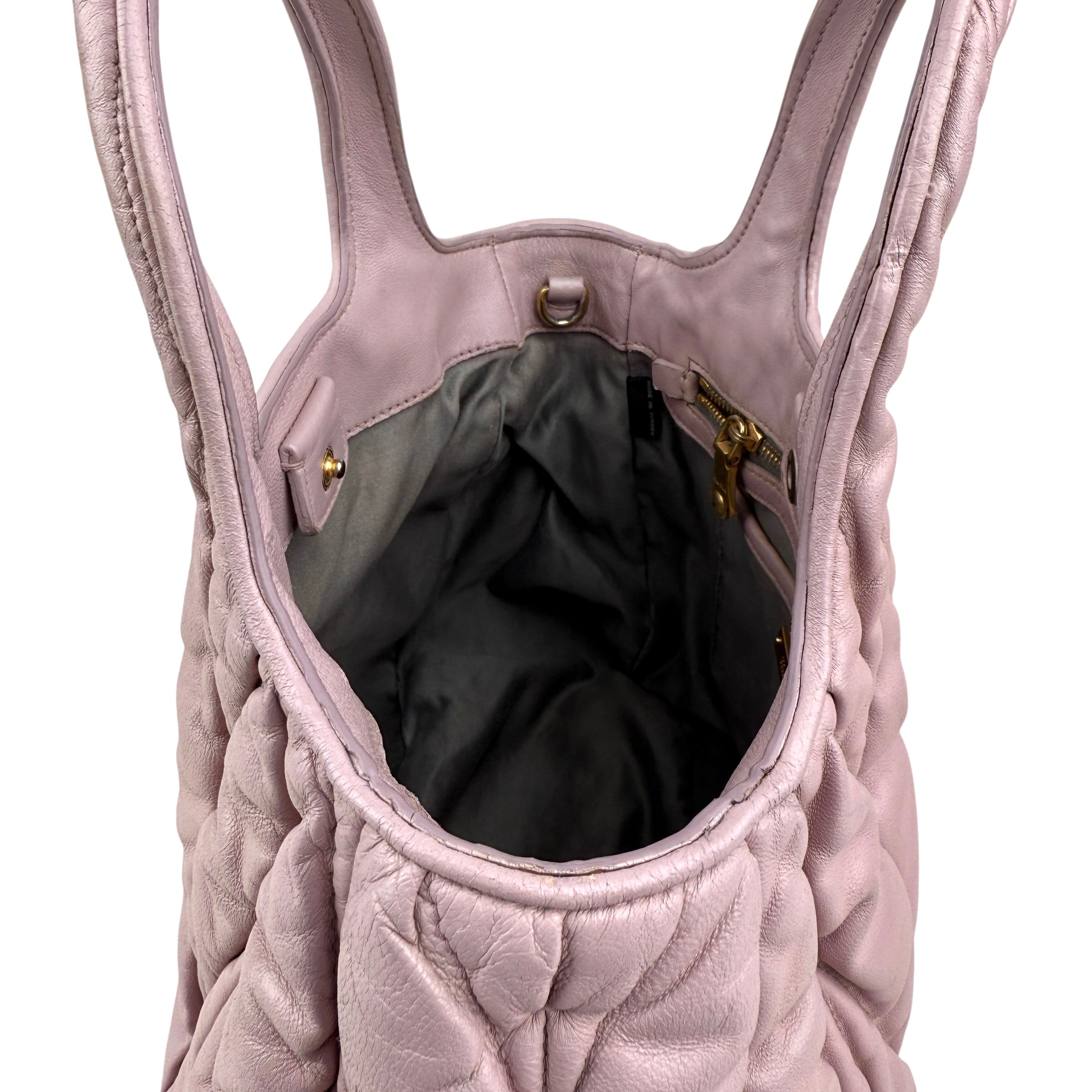 Pre-owned miu-miu-matelasse-tote-front-view