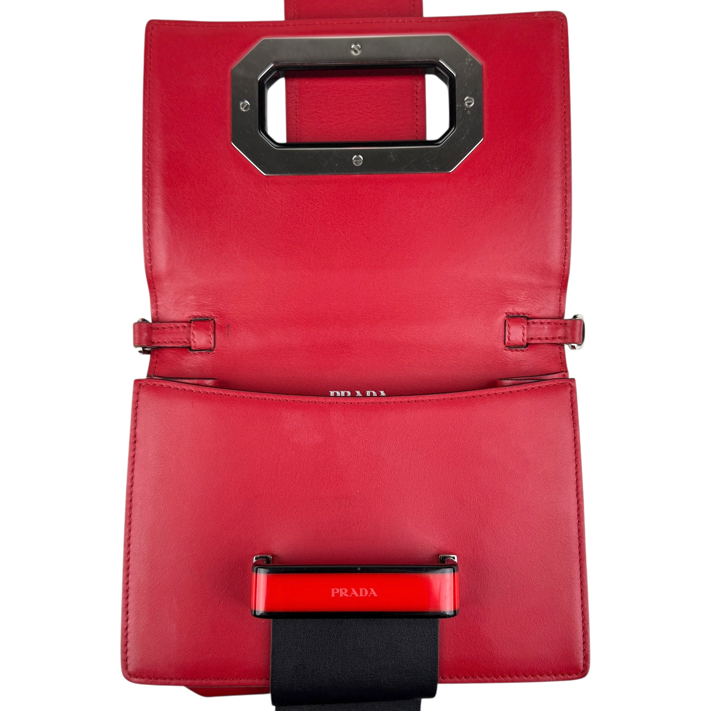 Pre-owned prada-plex-ribbon-shoulder-front-view