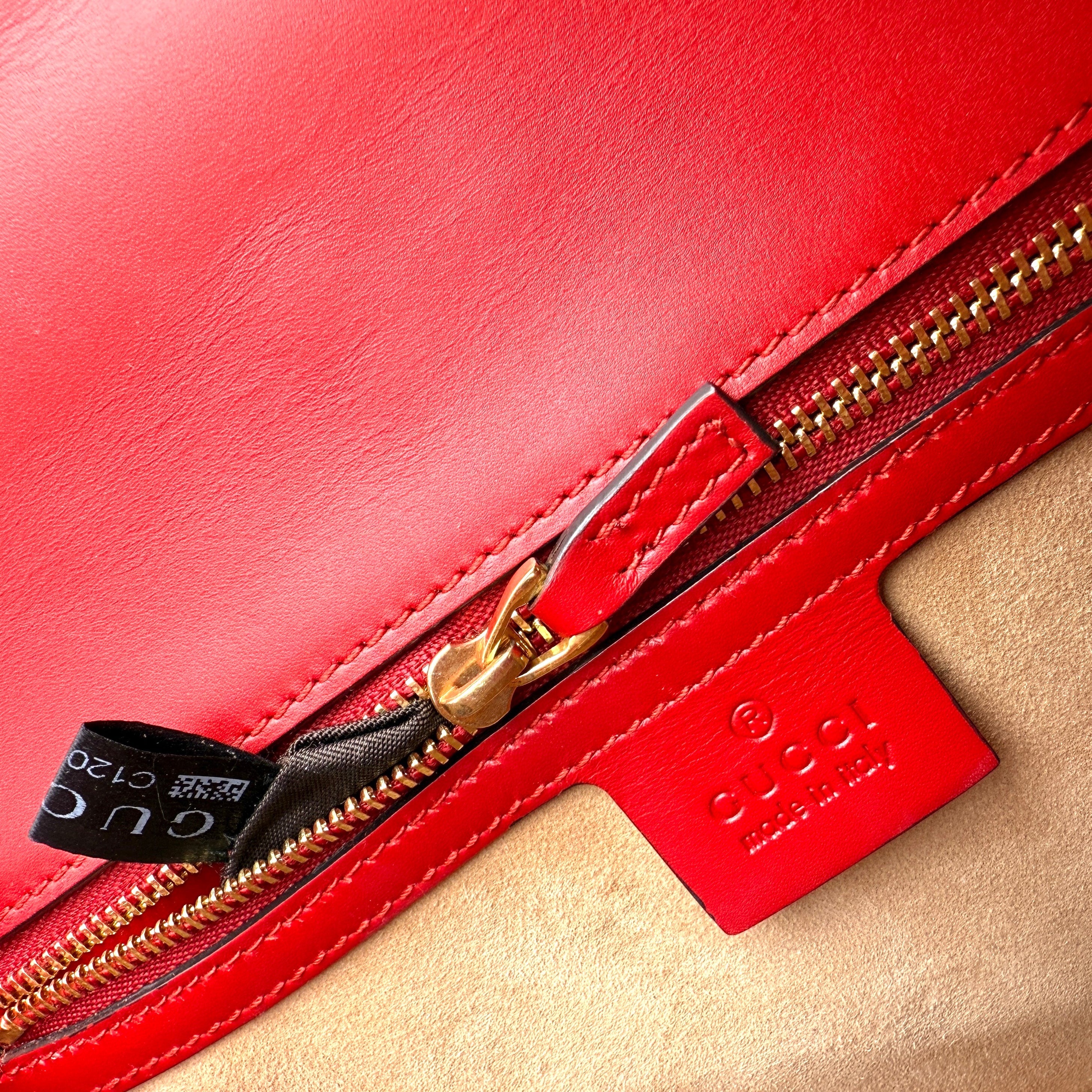 Pre-owned gucci-sylvie-shoulder-bag-medium-red-leather-front-view