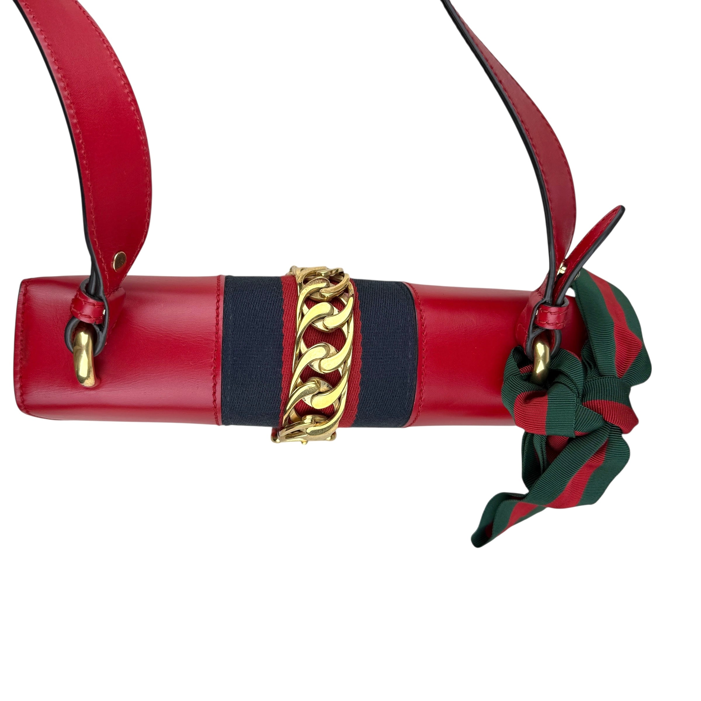Pre-owned gucci-sylvie-shoulder-bag-medium-red-leather-front-view