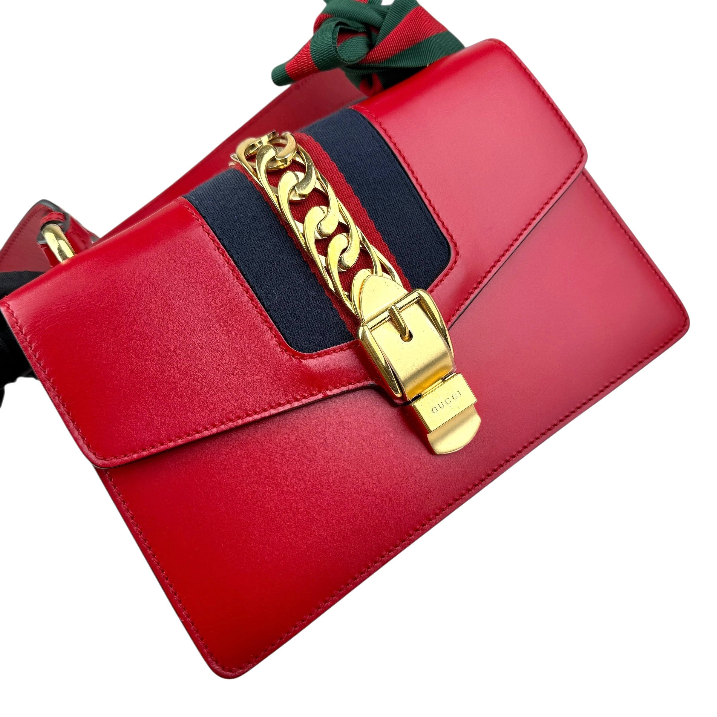 Pre-owned gucci-sylvie-shoulder-bag-medium-red-leather-front-view