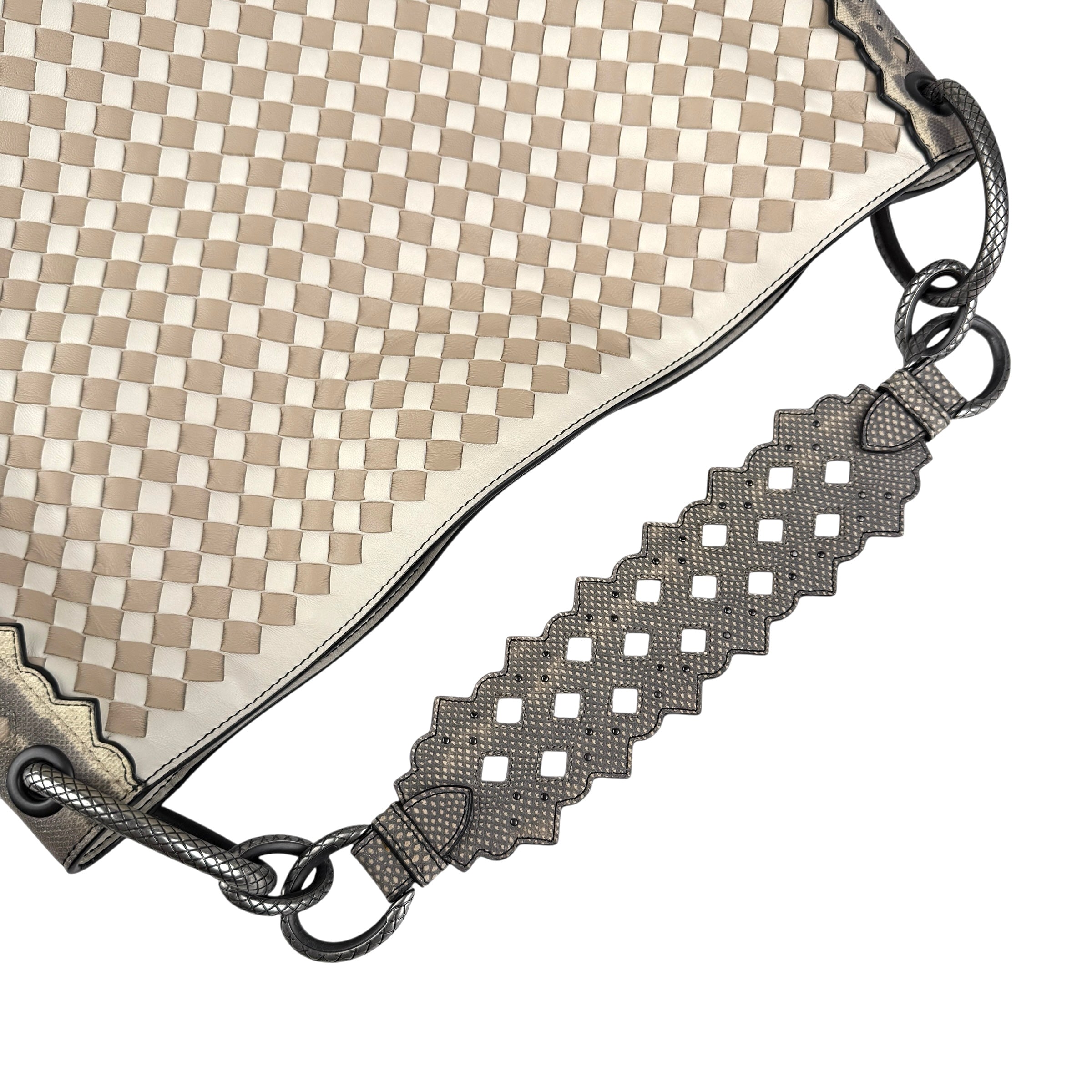 Pre-owned bottega-veneta-gray-intrecciato-loop-shoulder-bag-front