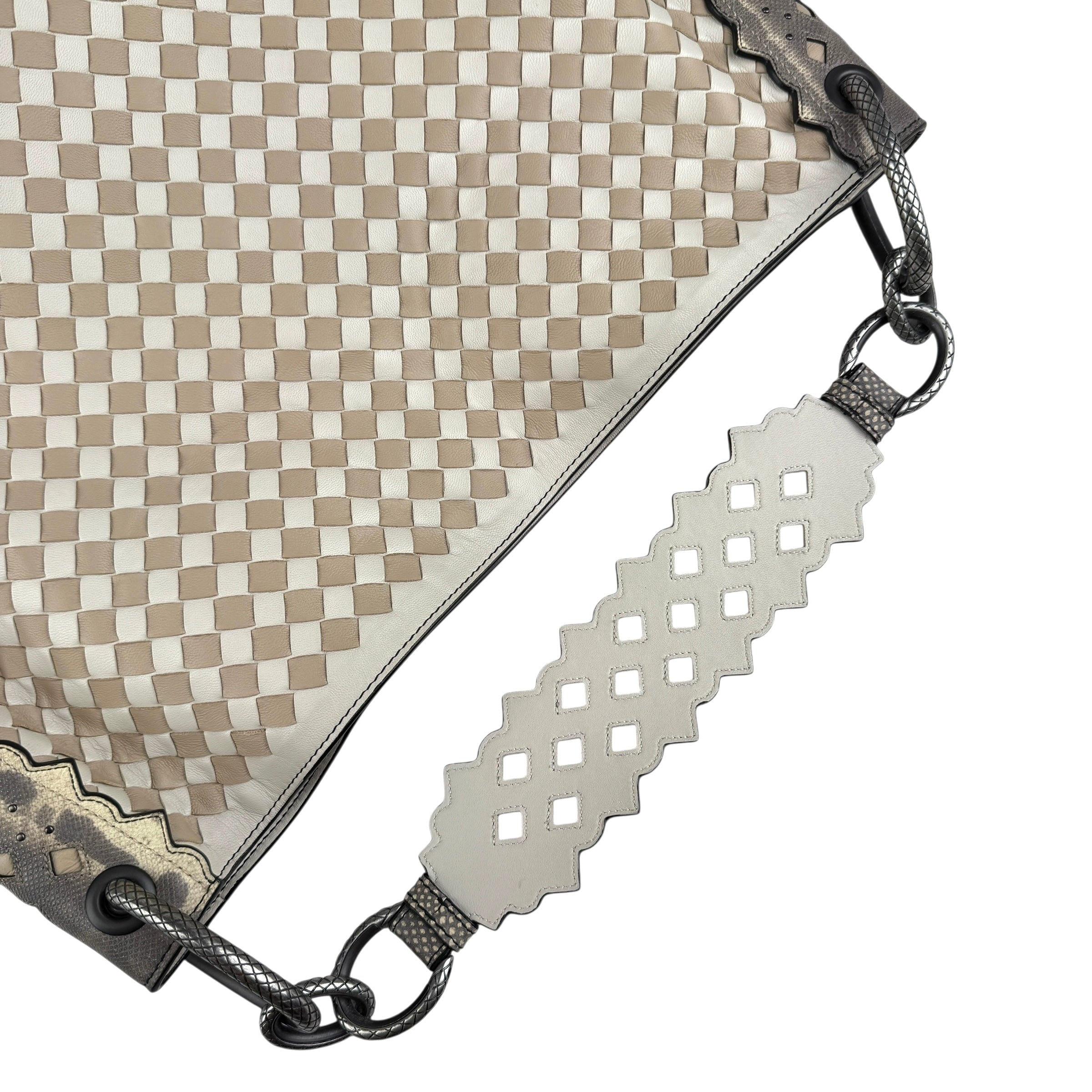 Pre-owned bottega-veneta-gray-intrecciato-loop-shoulder-bag-front