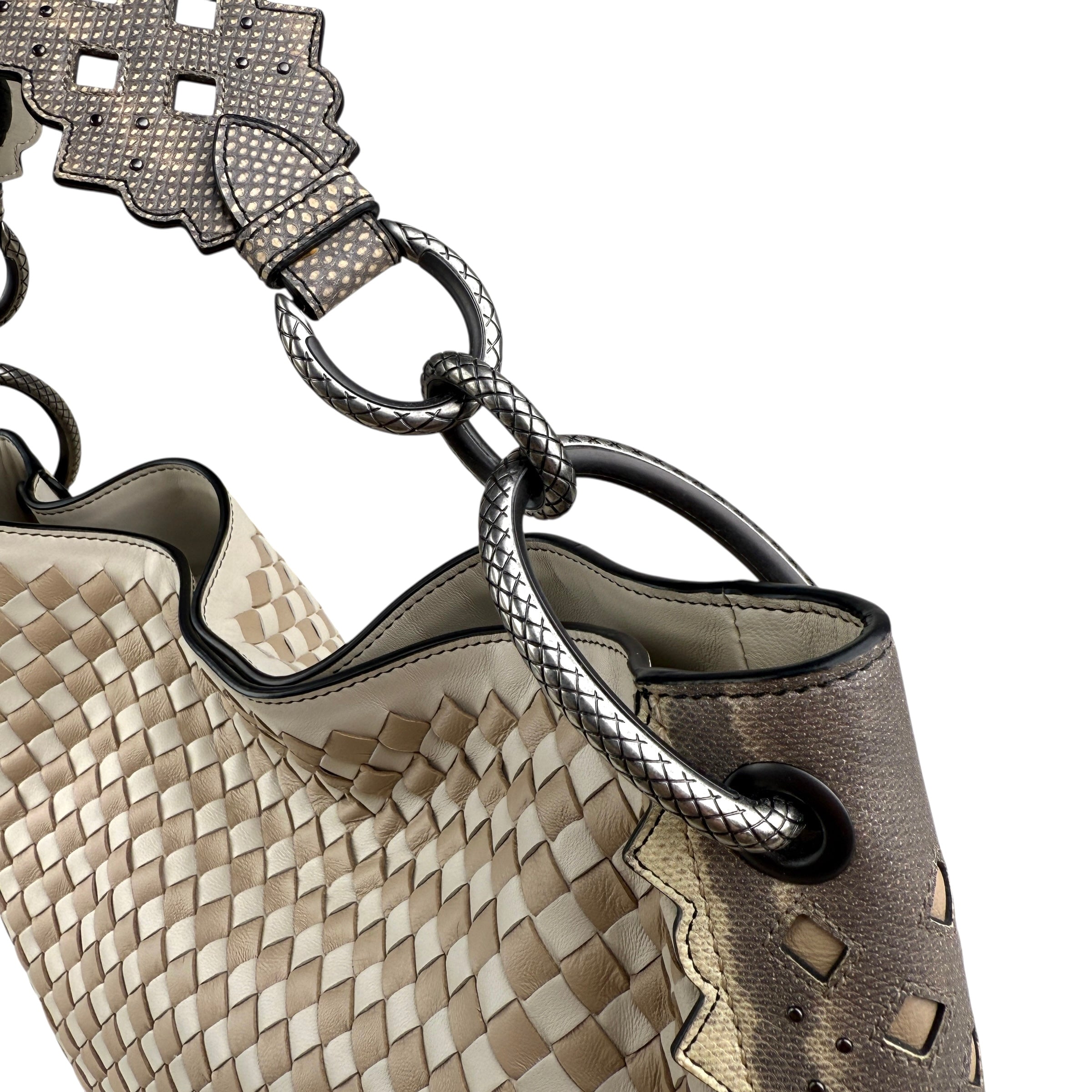 Pre-owned bottega-veneta-gray-intrecciato-loop-shoulder-bag-front