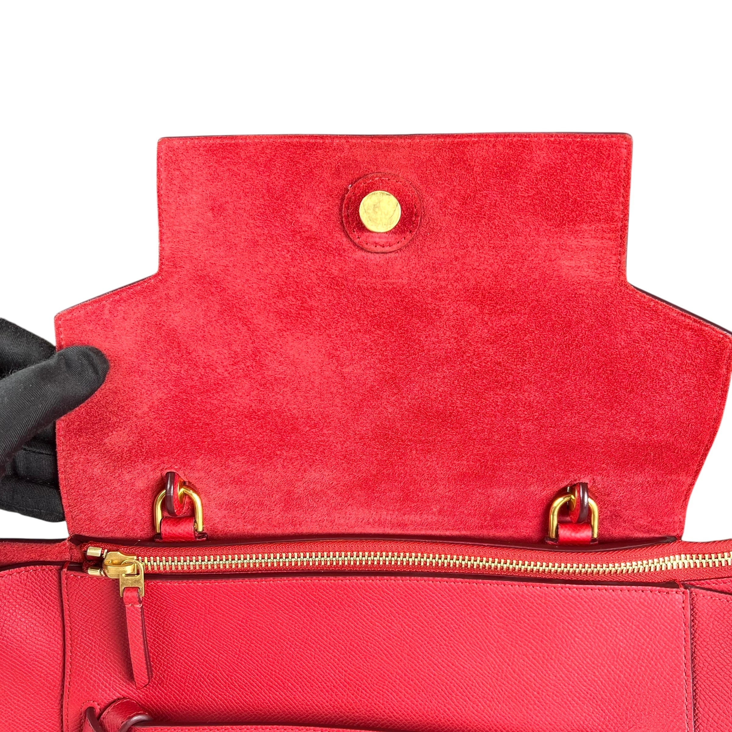Pre-owned celine-belt-model-red-grained-leather-shoulder-bag-front