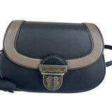 Pre-owned bottega-veneta-umbria-chain-black-front-view