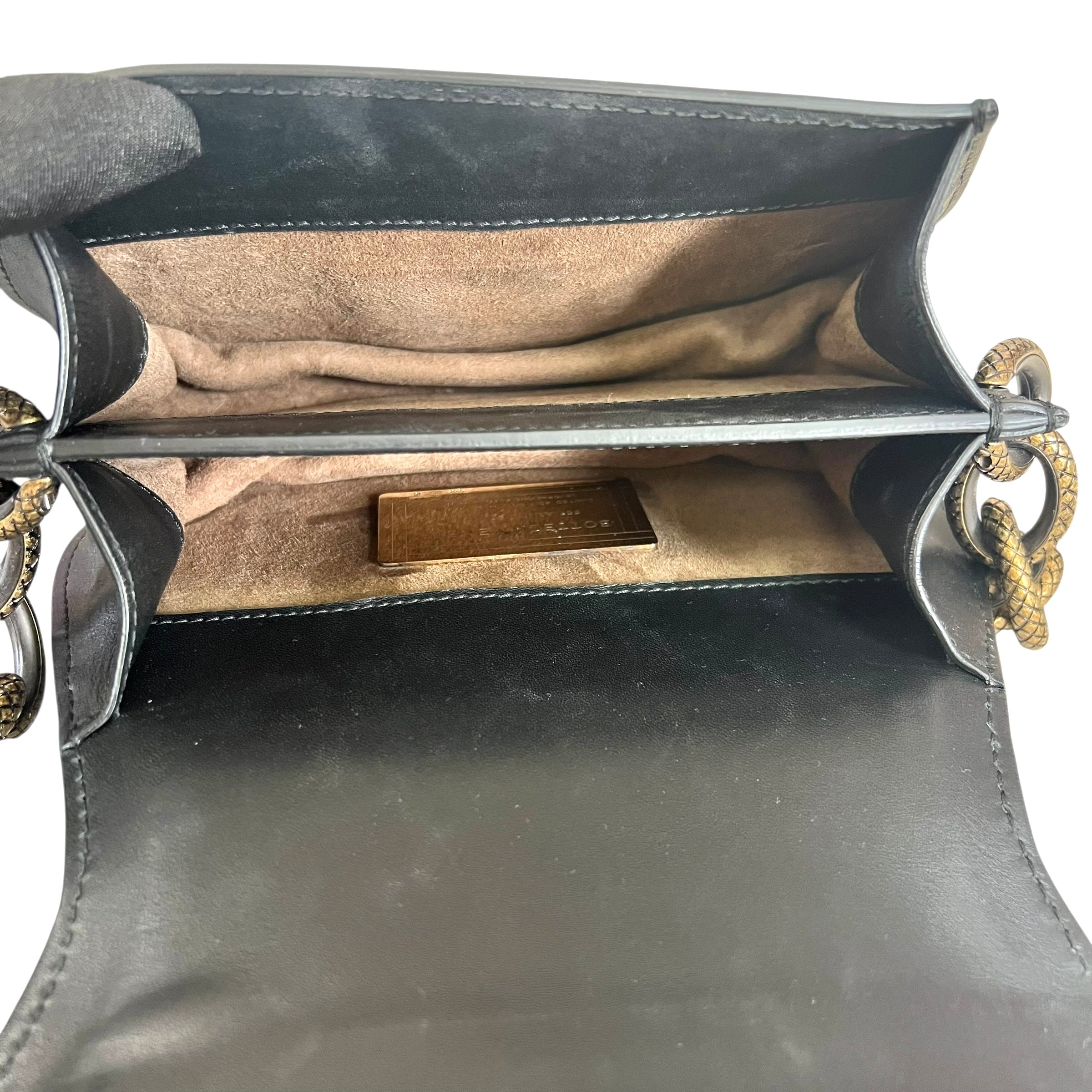 Pre-owned bottega-veneta-umbria-chain-black-front-view