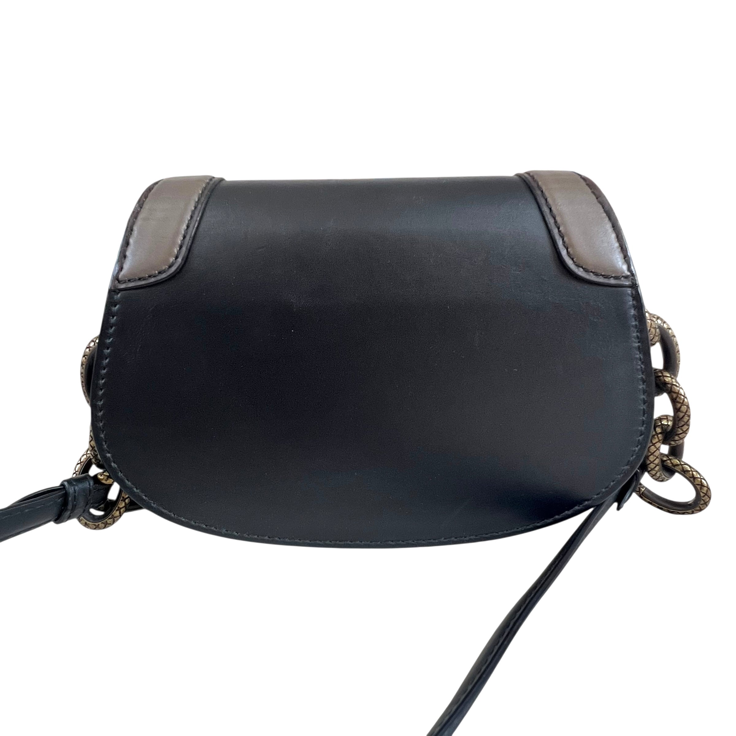 Pre-owned bottega-veneta-umbria-chain-black-front-view