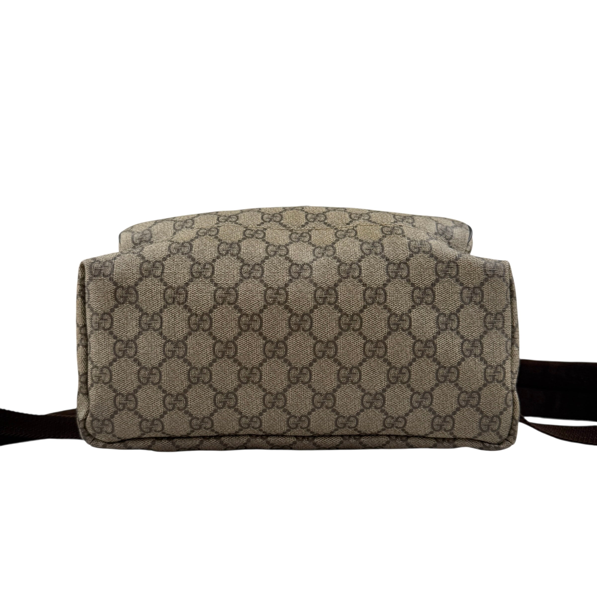 Pre-owned gucci-single-buckle-backpack-gg-supreme-canvas-brown