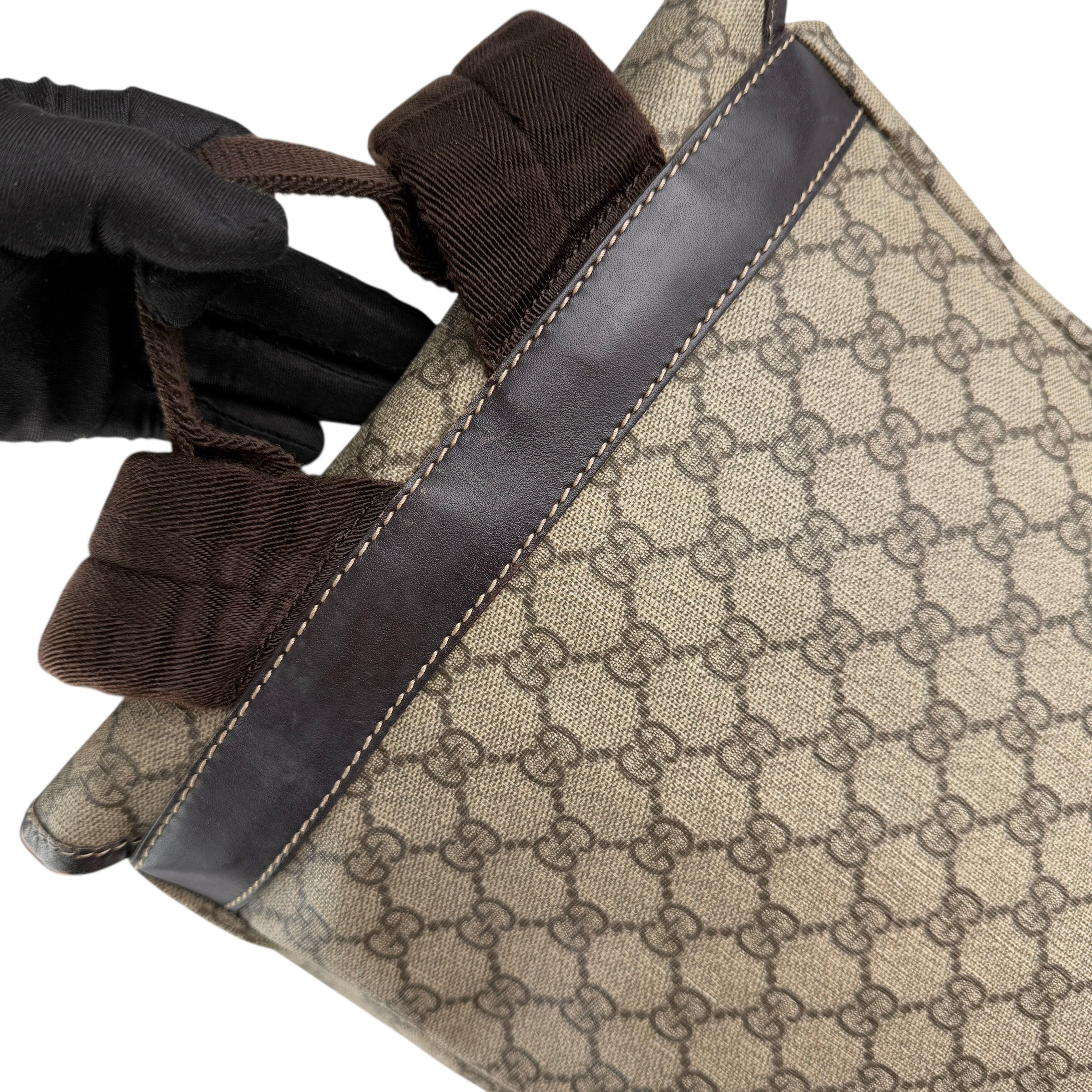 Pre-owned gucci-single-buckle-backpack-gg-supreme-canvas-brown