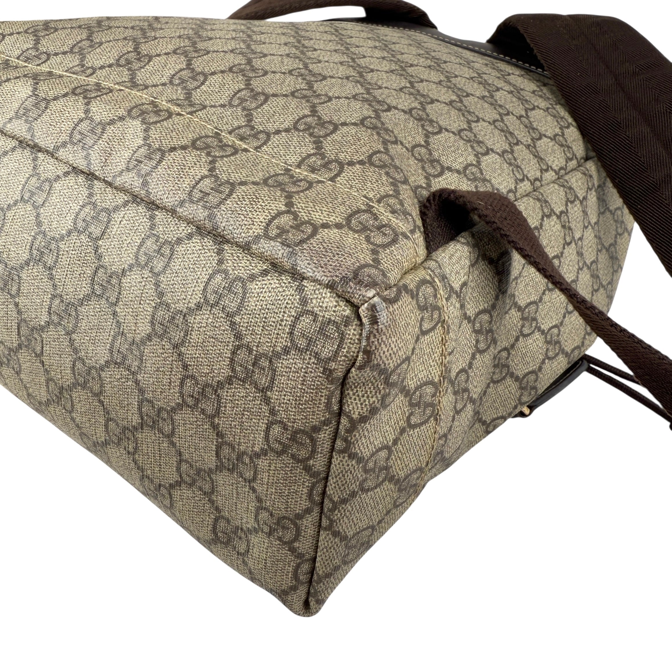 Pre-owned gucci-single-buckle-backpack-gg-supreme-canvas-brown