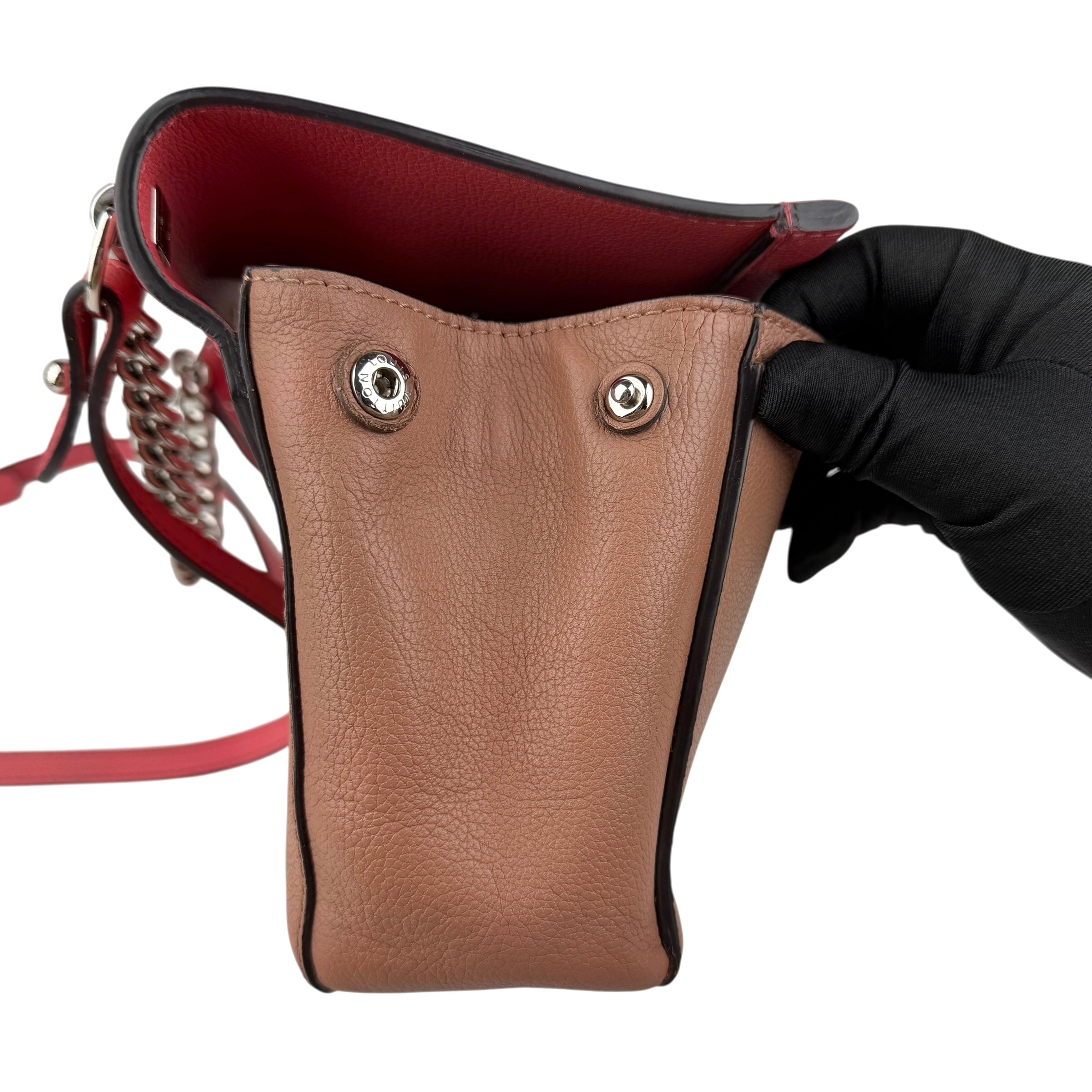 Pre-owned louis-vuitton-lockme-ii-top-handle-handbag
