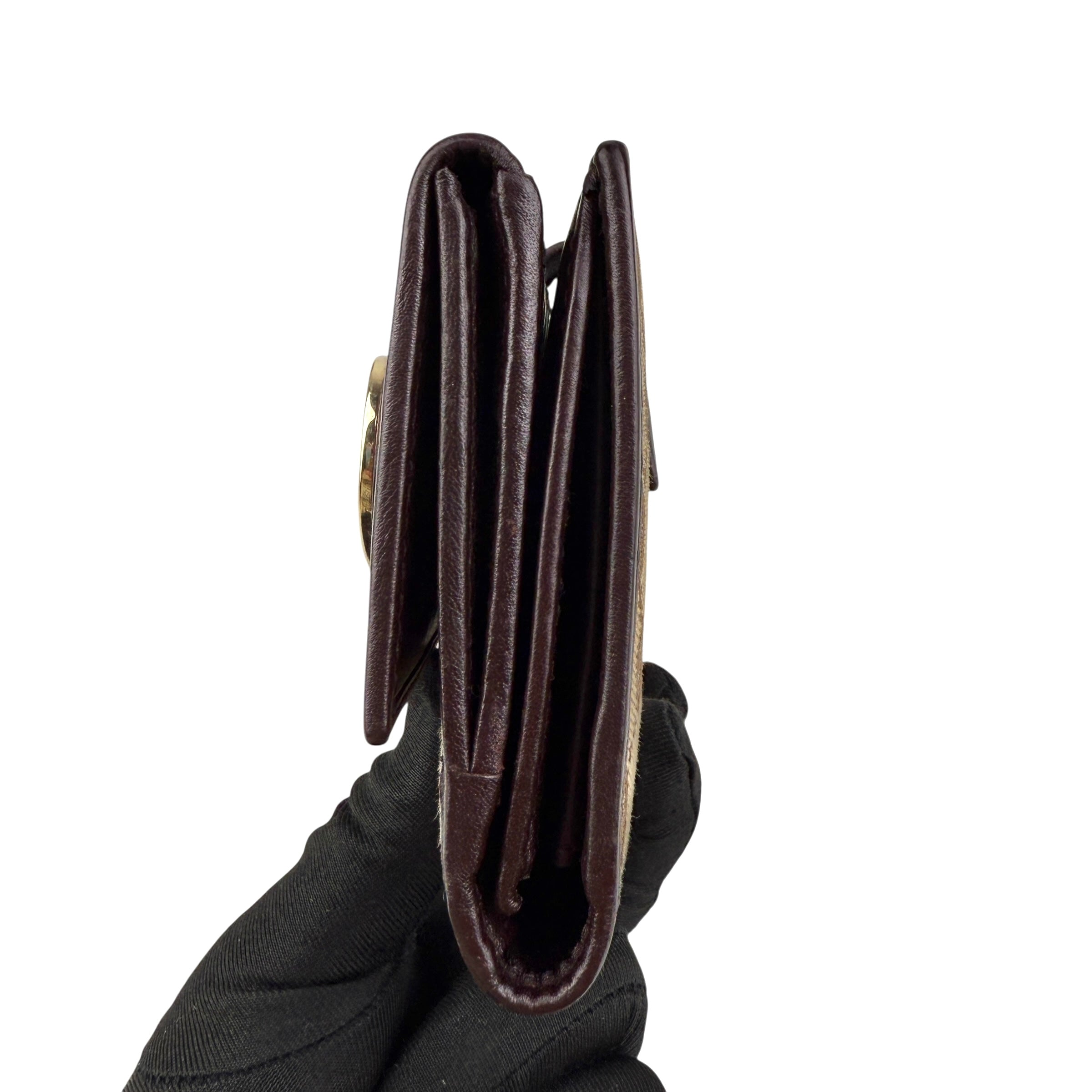 Pre-owned gucci-lovely-brown-canvas-leather-long-wallet