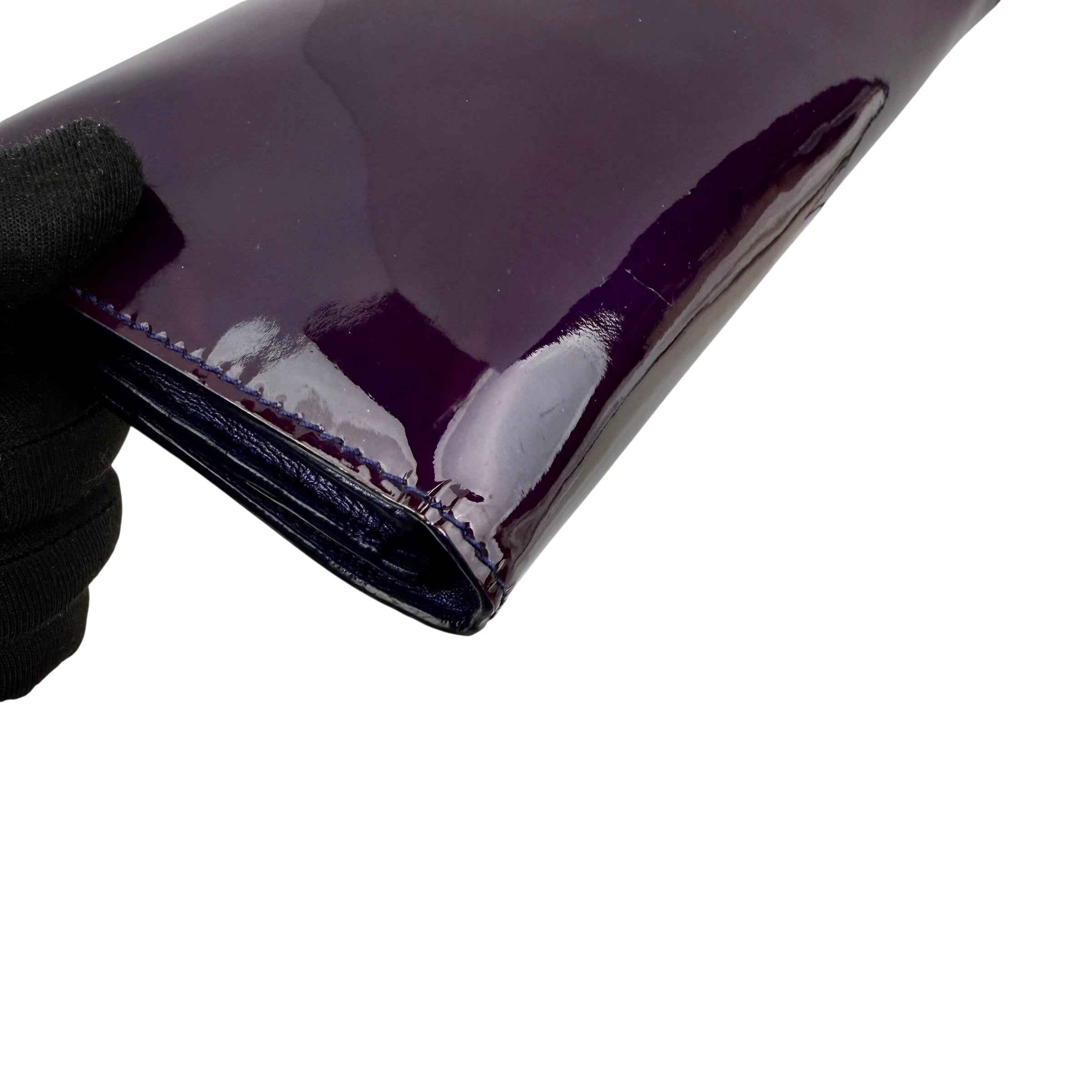 Miu Miu Patent leather wallet