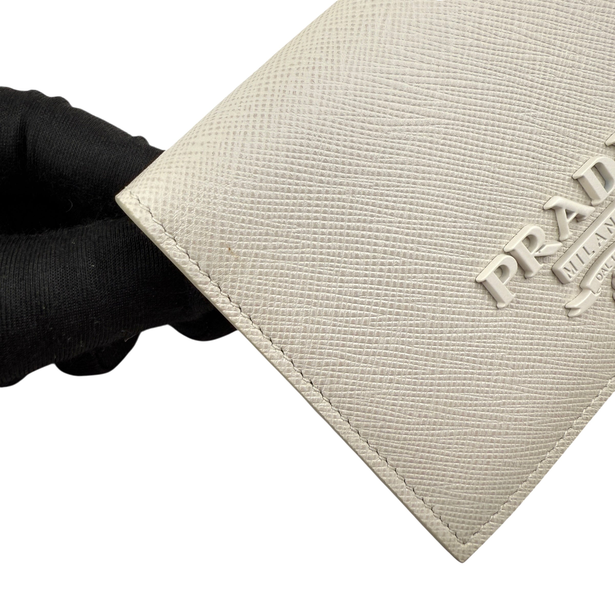 Pre-owned Prada Saffiano Shine Monochrome Bi-Fold Wallet Talco wallet