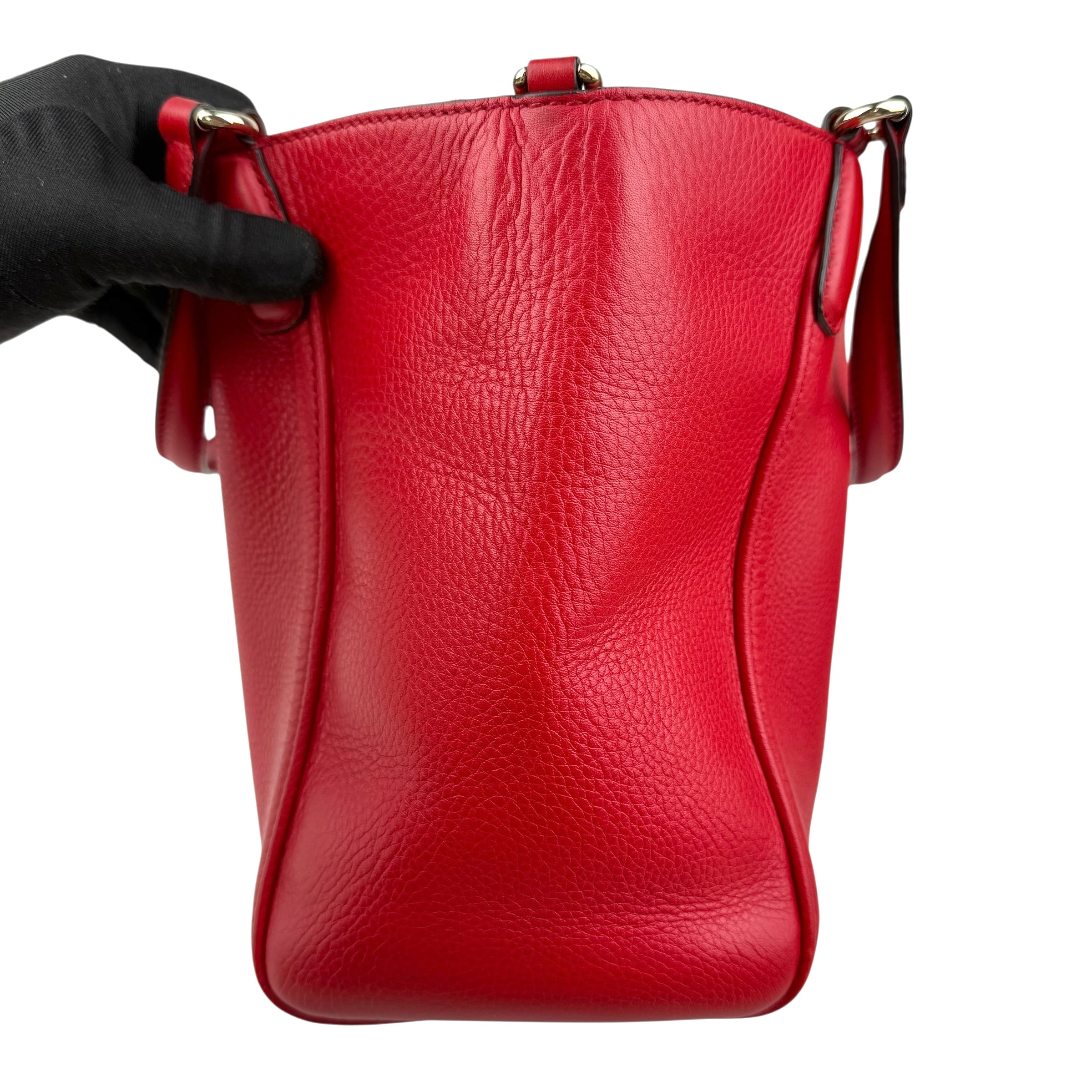 Pre-owned Gucci Soho Top Handle red leather handbag