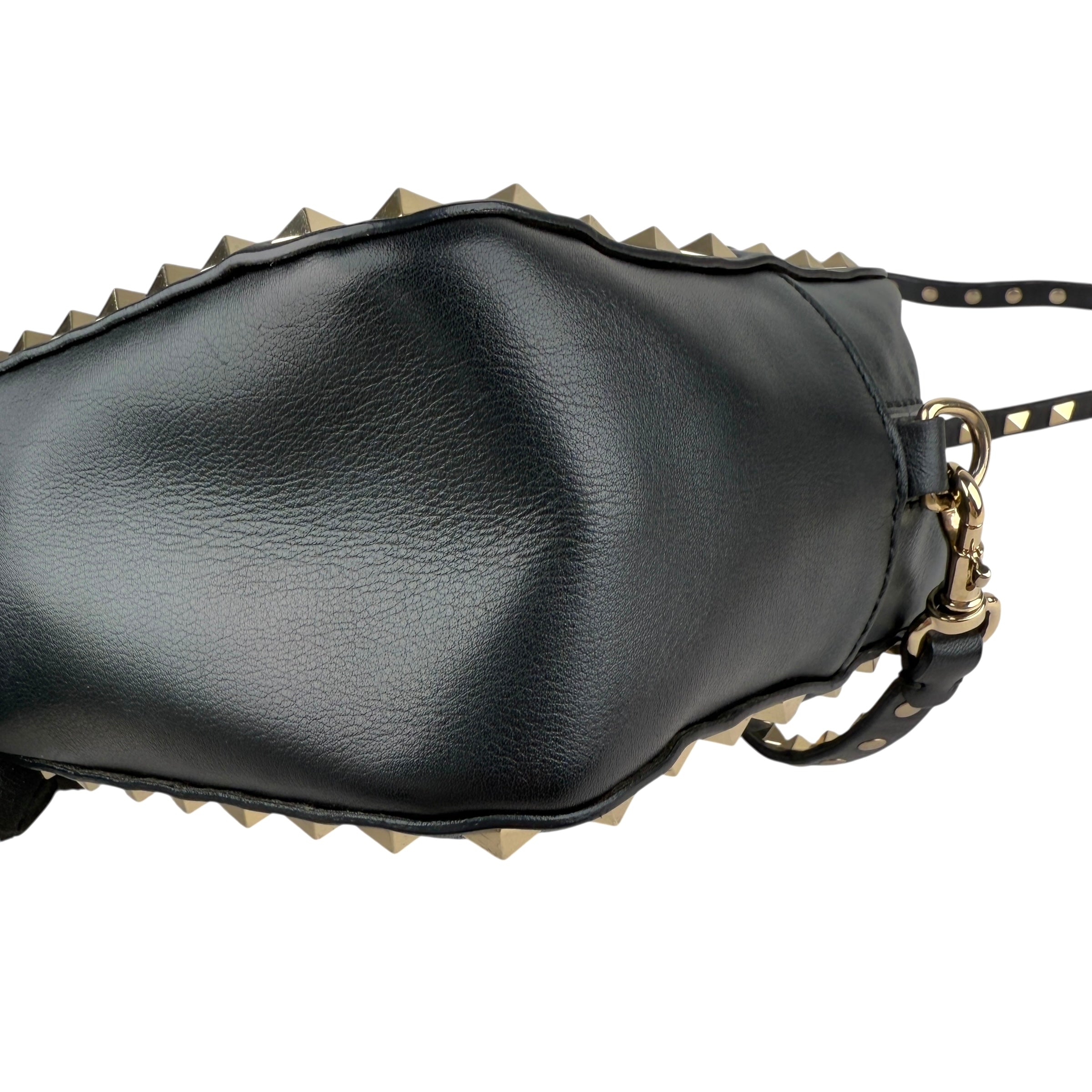 Pre-owned valentino black leather rockstud crossbody bag front