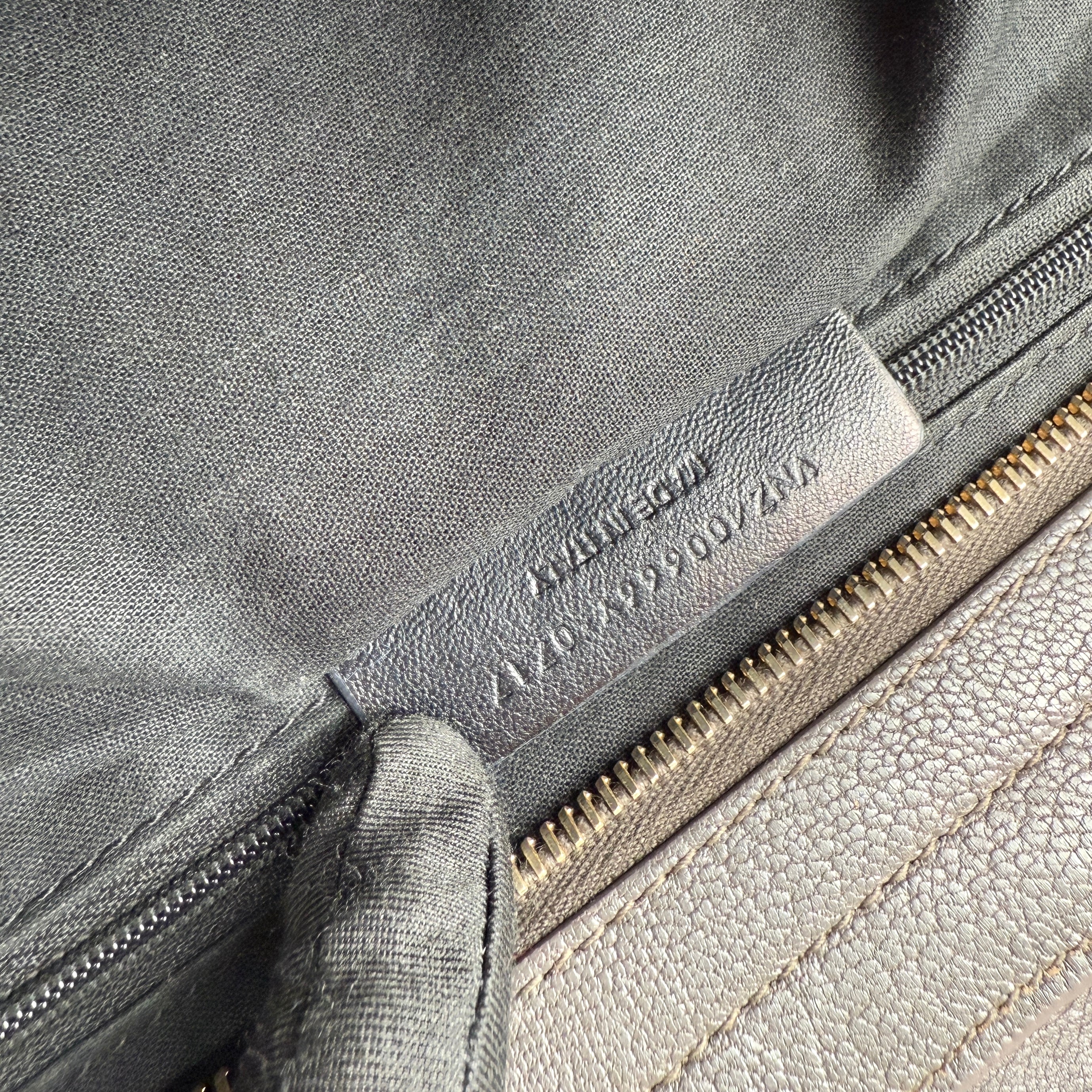 Pre-owned Saint Laurent Grey Calfskin Leather Cabas Chyc bag