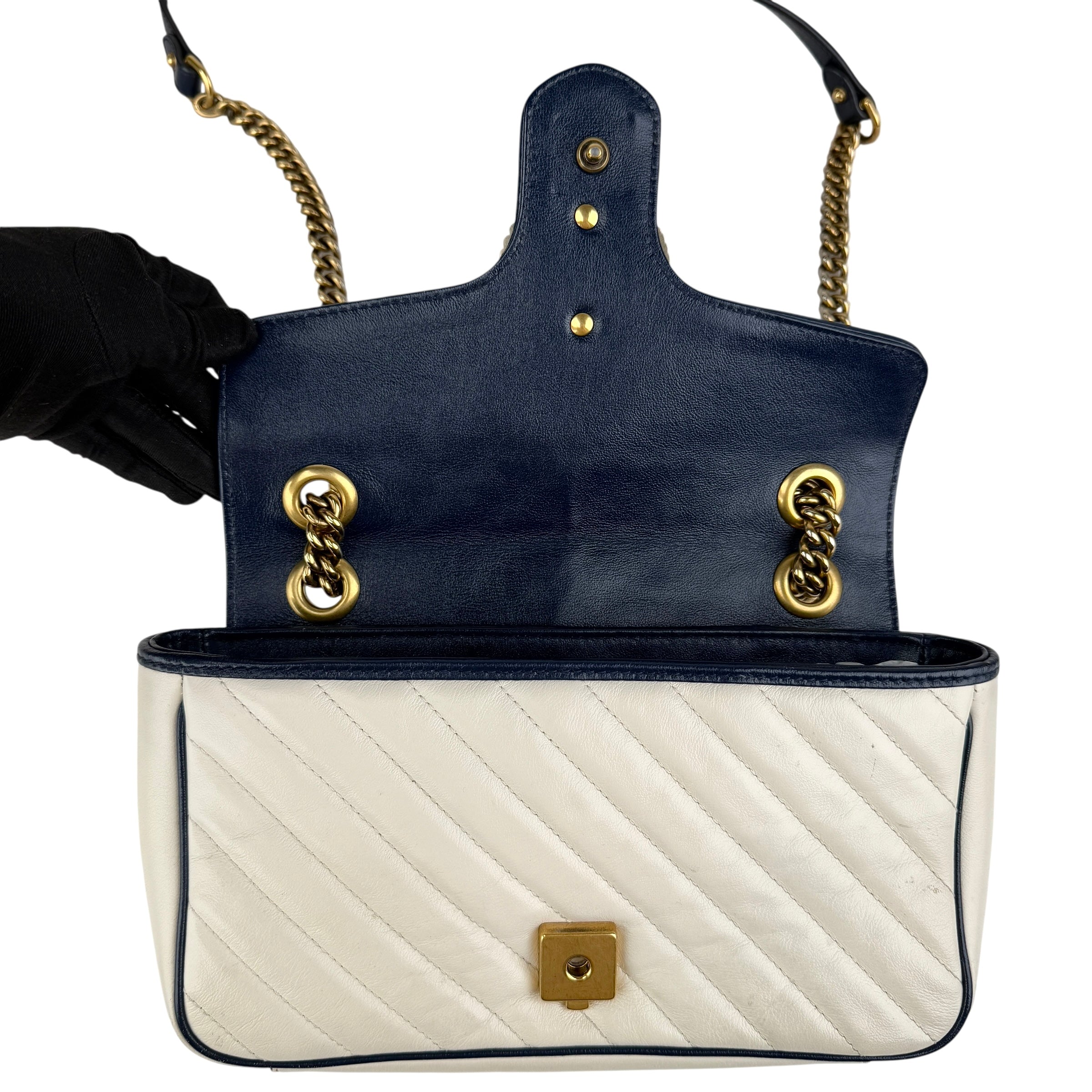 Pre-owned Gucci Matelasse Diagonal Torchon GG Marmont Shoulder Bag