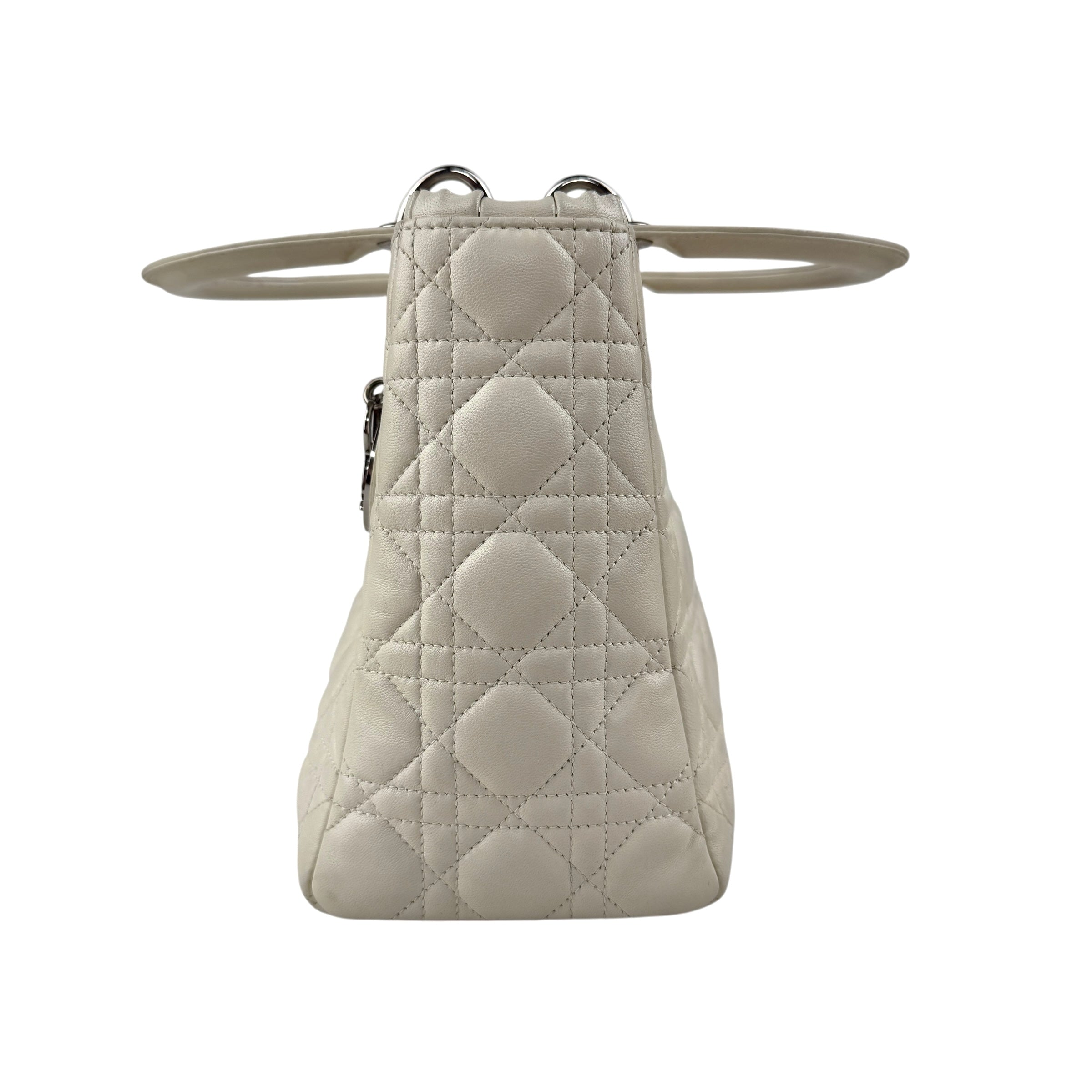 Pre-owned Dior Lady Medium Shoulder Bag White shoulder bag