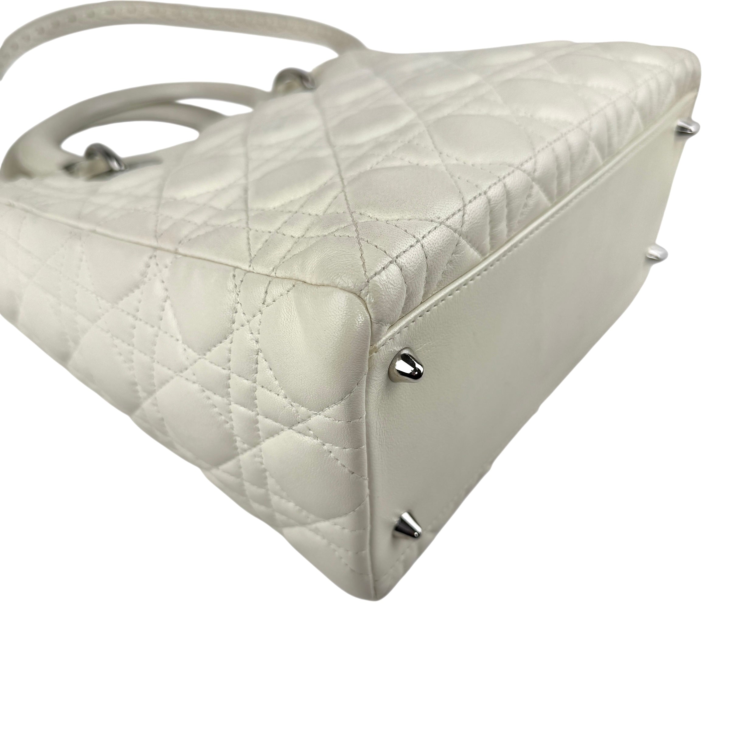 Pre-owned Dior Lady Medium Shoulder Bag White shoulder bag