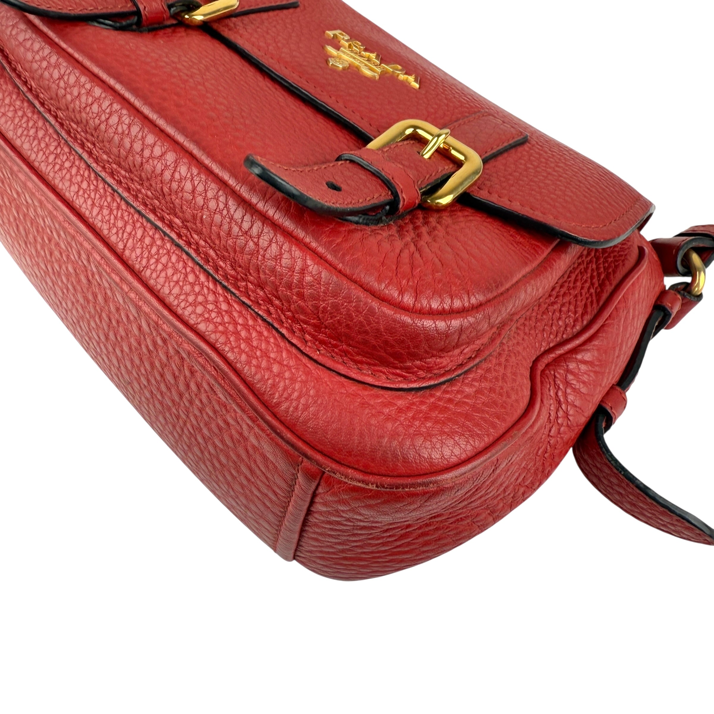 Pre-owned Prada Red Leather Buckle Flap Shoulder Bag