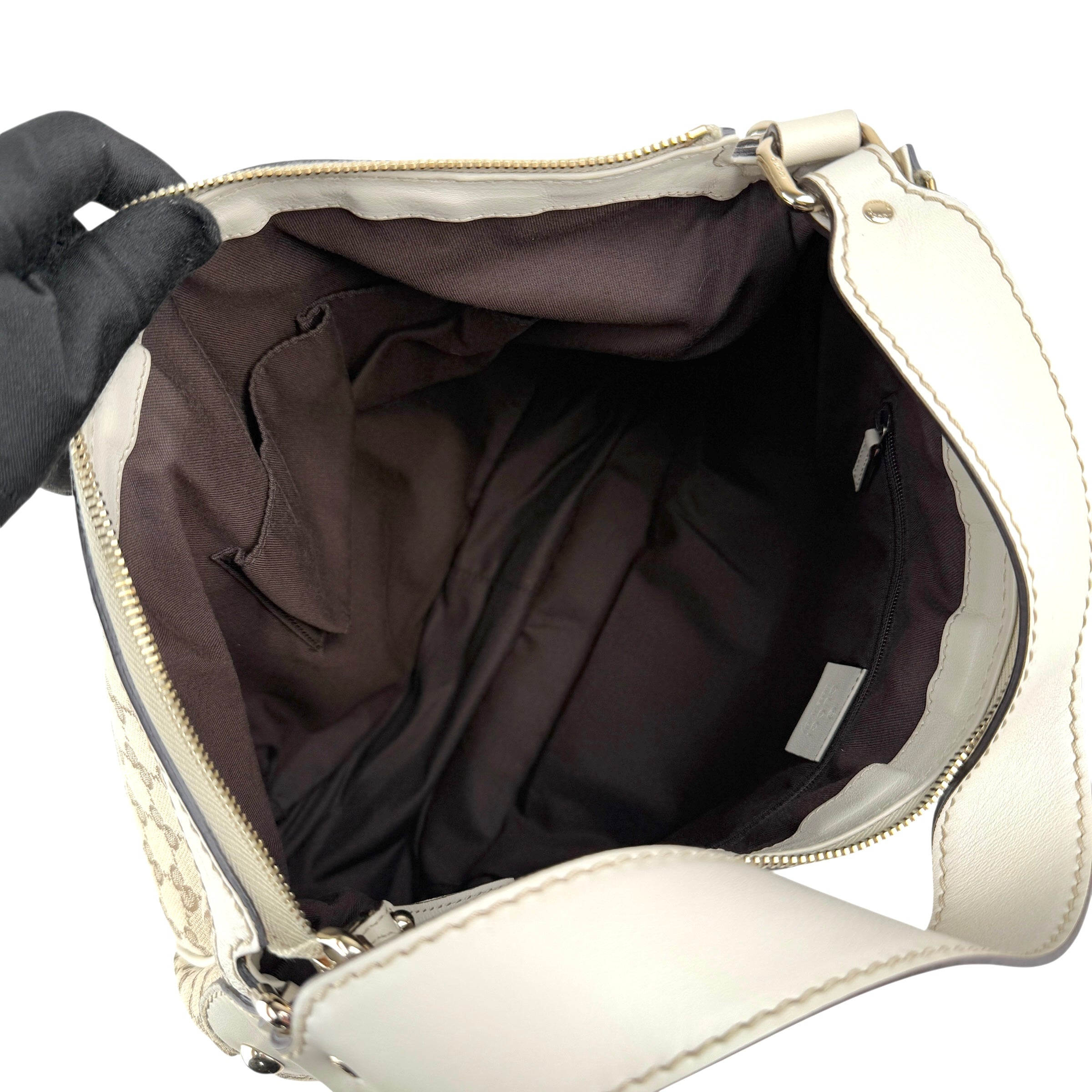 Pre-owned Gucci Beige/White GG Canvas Medium Sukey Hobo bag