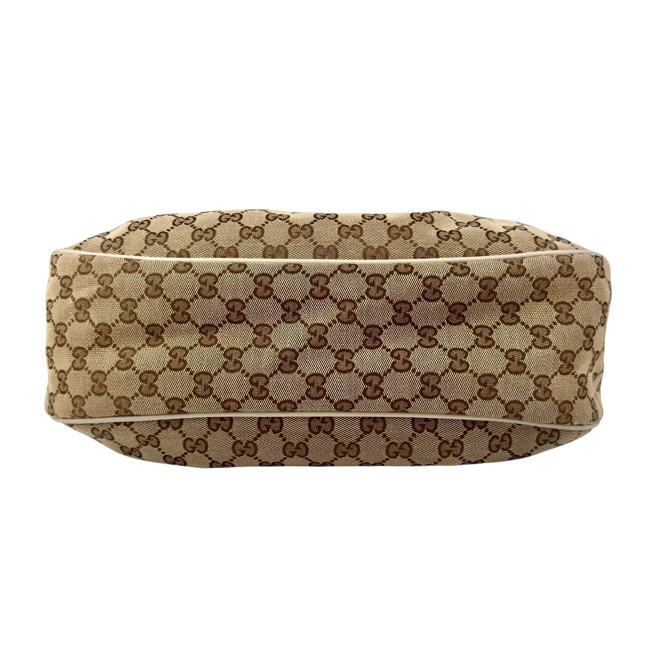 Pre-owned Gucci Beige/White GG Canvas Medium Sukey Hobo bag