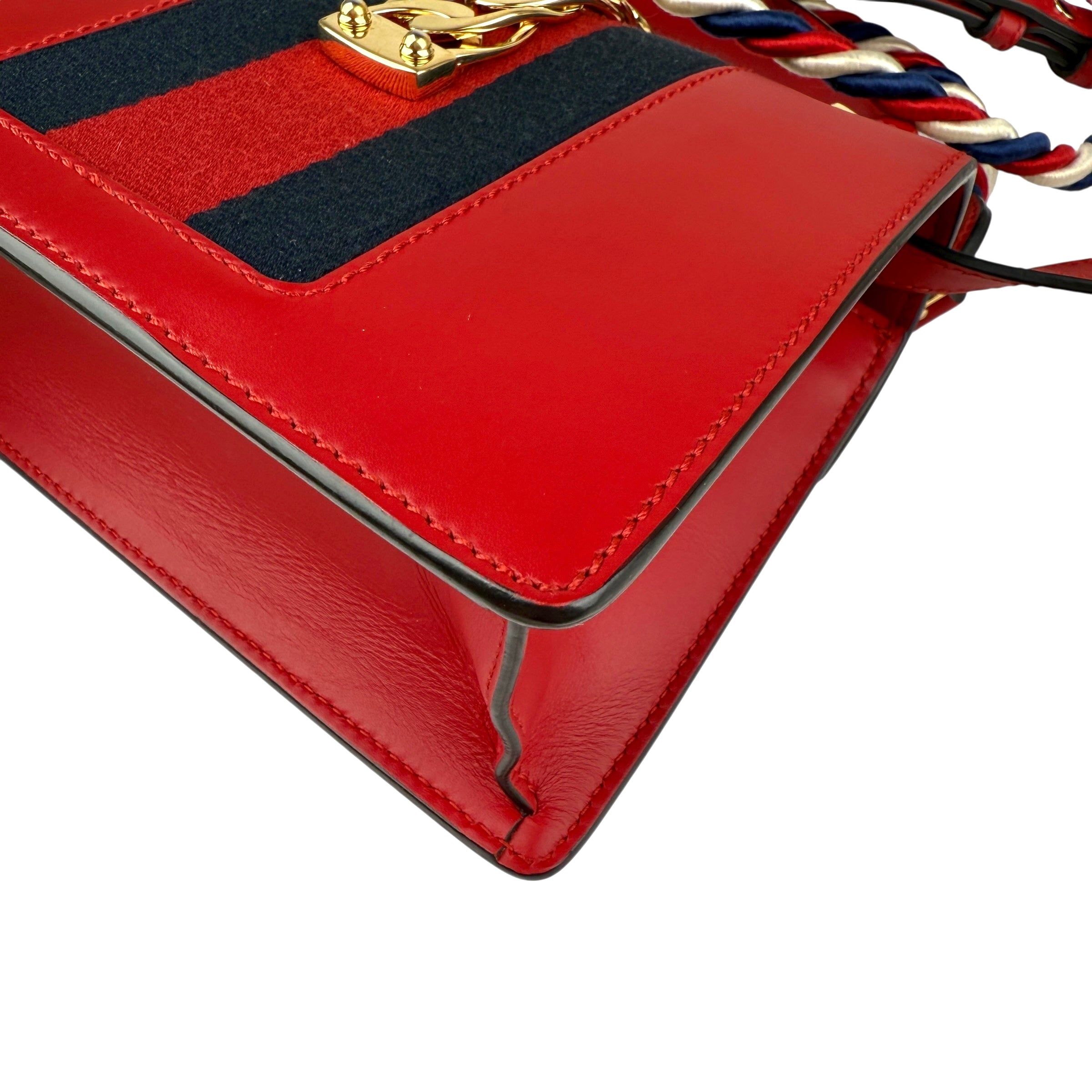 Pre-owned Gucci Red Leather Mini Web Sylvie Top Handle bag
