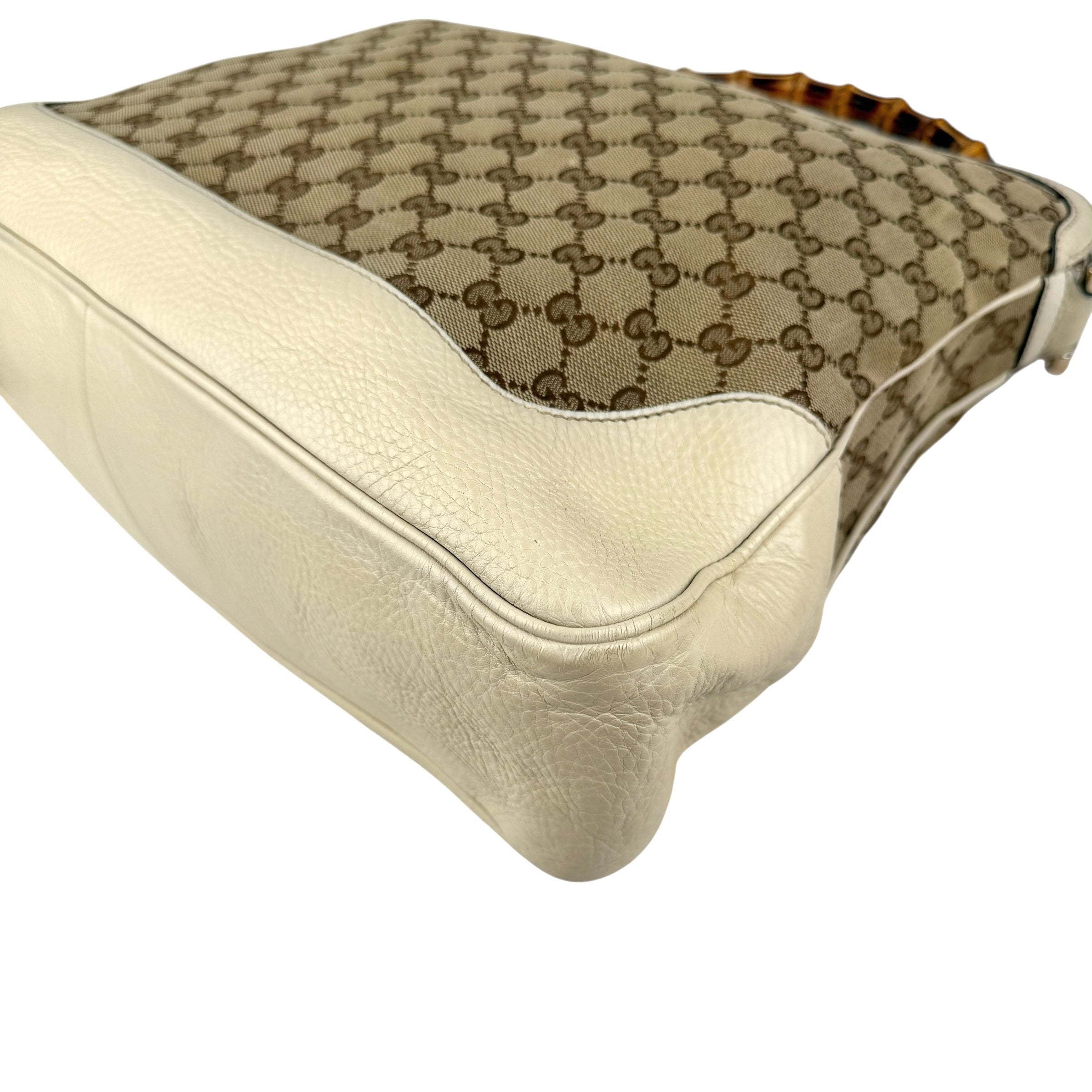 Pre-owned Gucci Beige/White GG Canvas Diana Bamboo Shoulder Bag