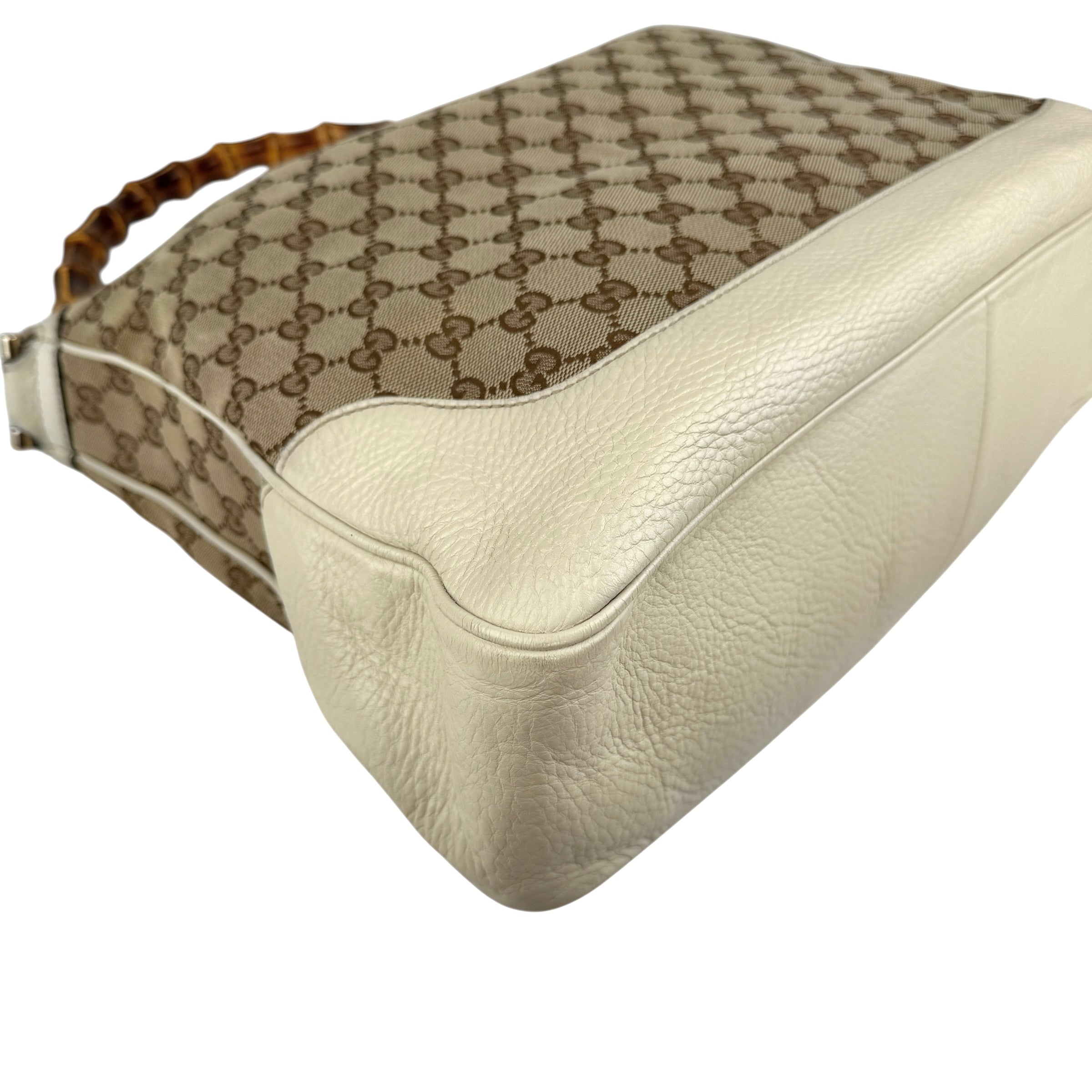 Pre-owned Gucci Beige/White GG Canvas Diana Bamboo Shoulder Bag